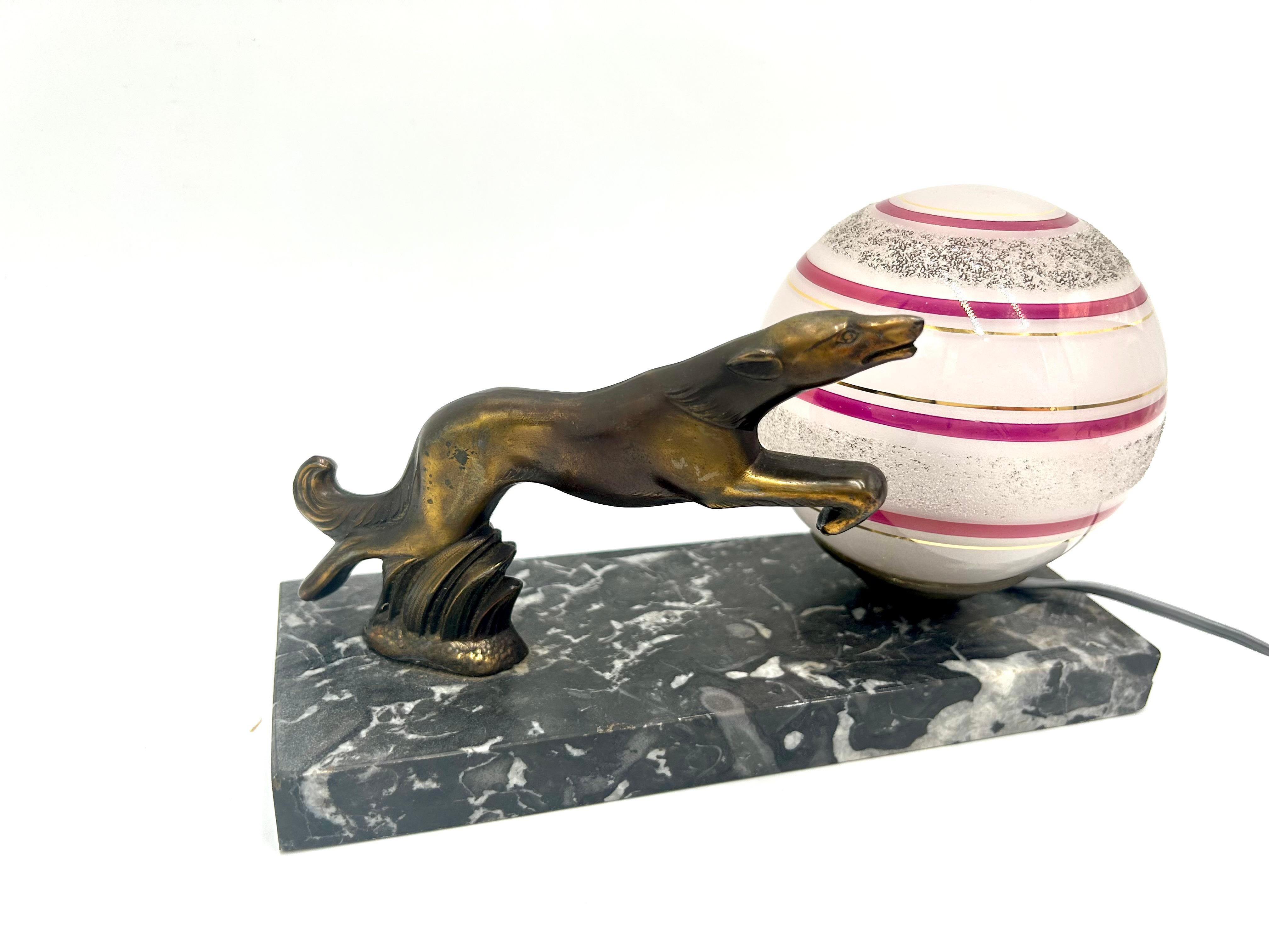 Art Deco Table Lamp with a Dog Figure In Good Condition For Sale In Chorzów, PL