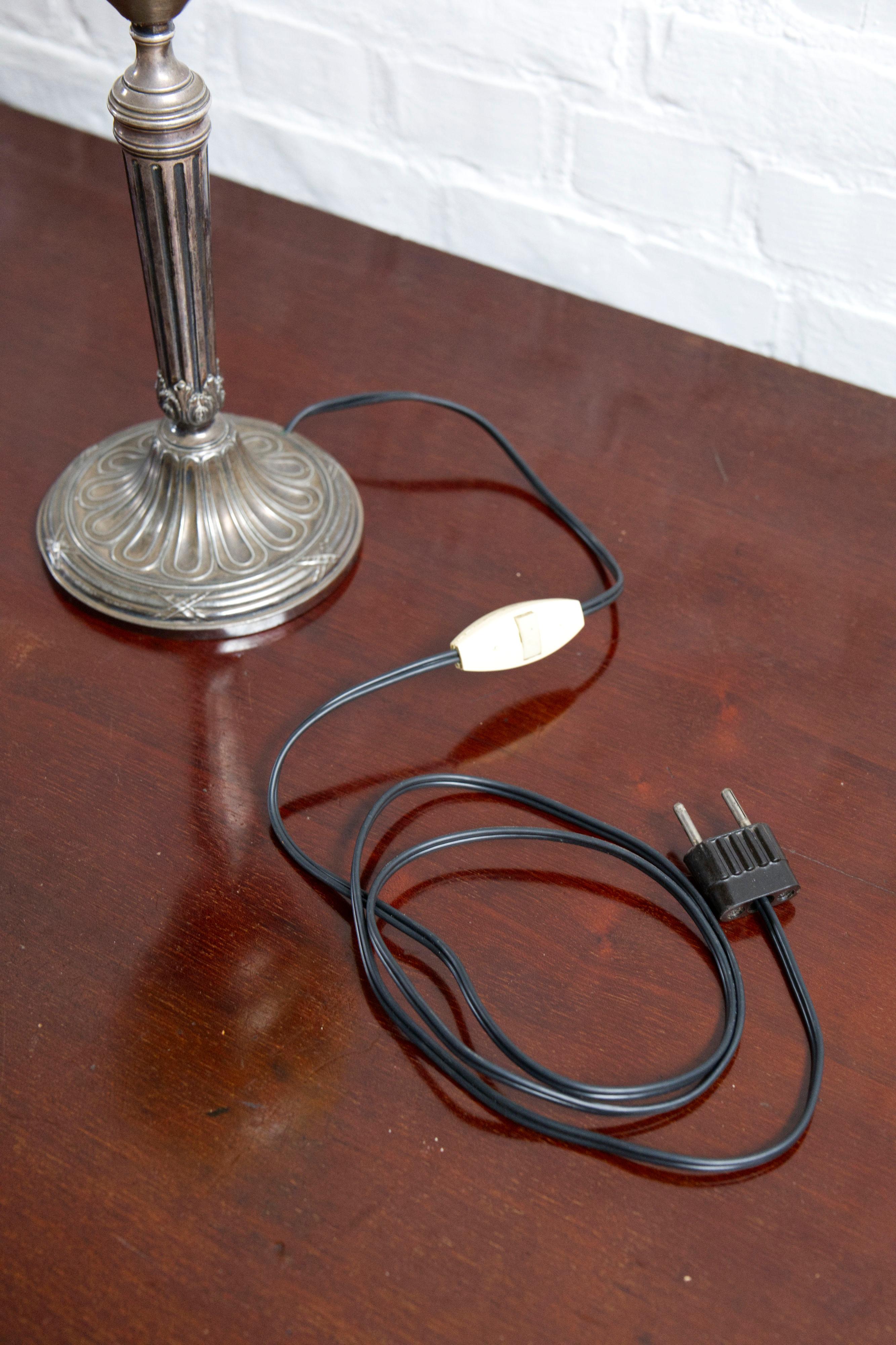 Art deco table lamp with a marbled glass shade, 1930's For Sale 3