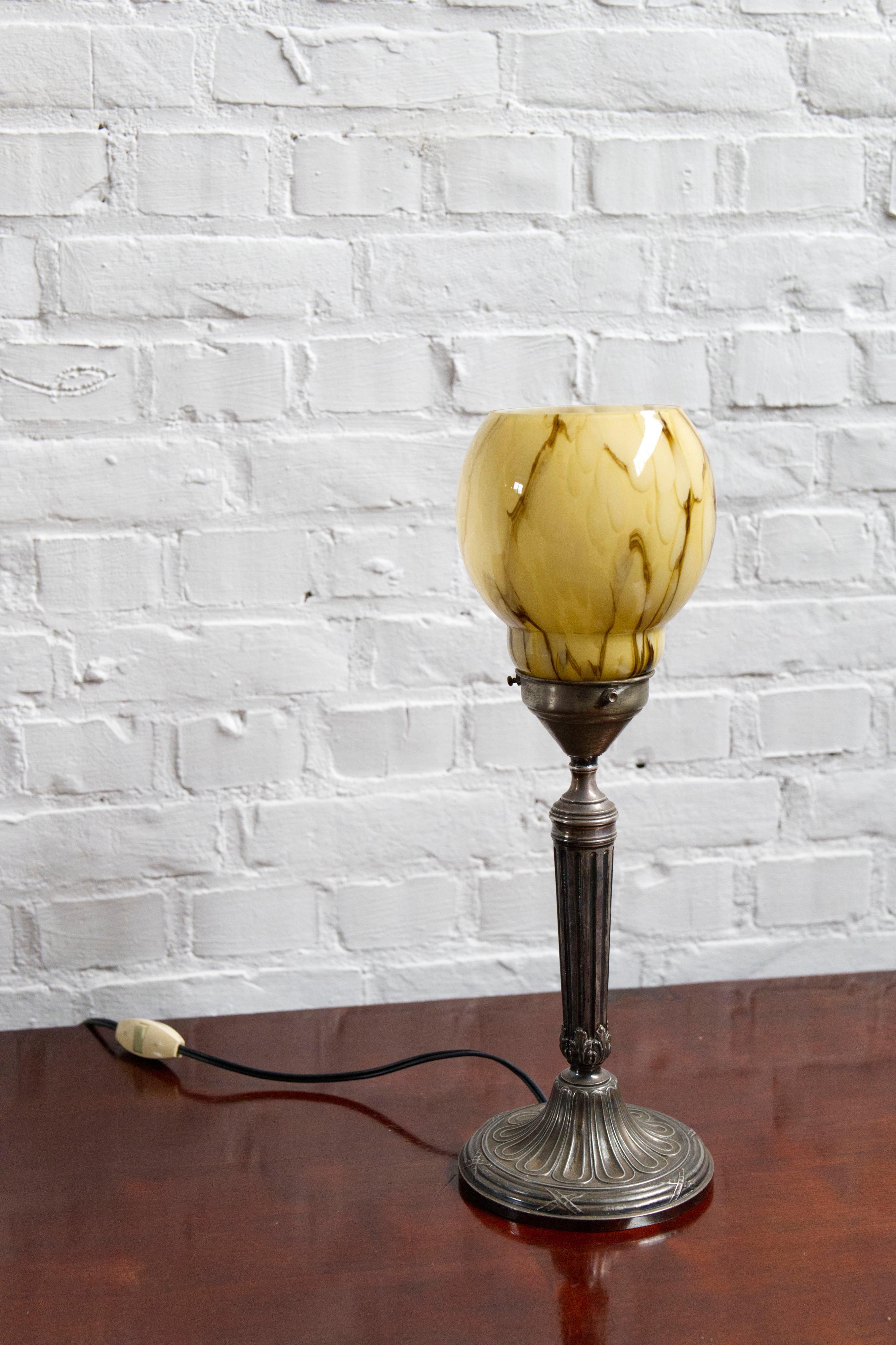 Art deco table lamp with a marbled glass shade, 1930's For Sale 2