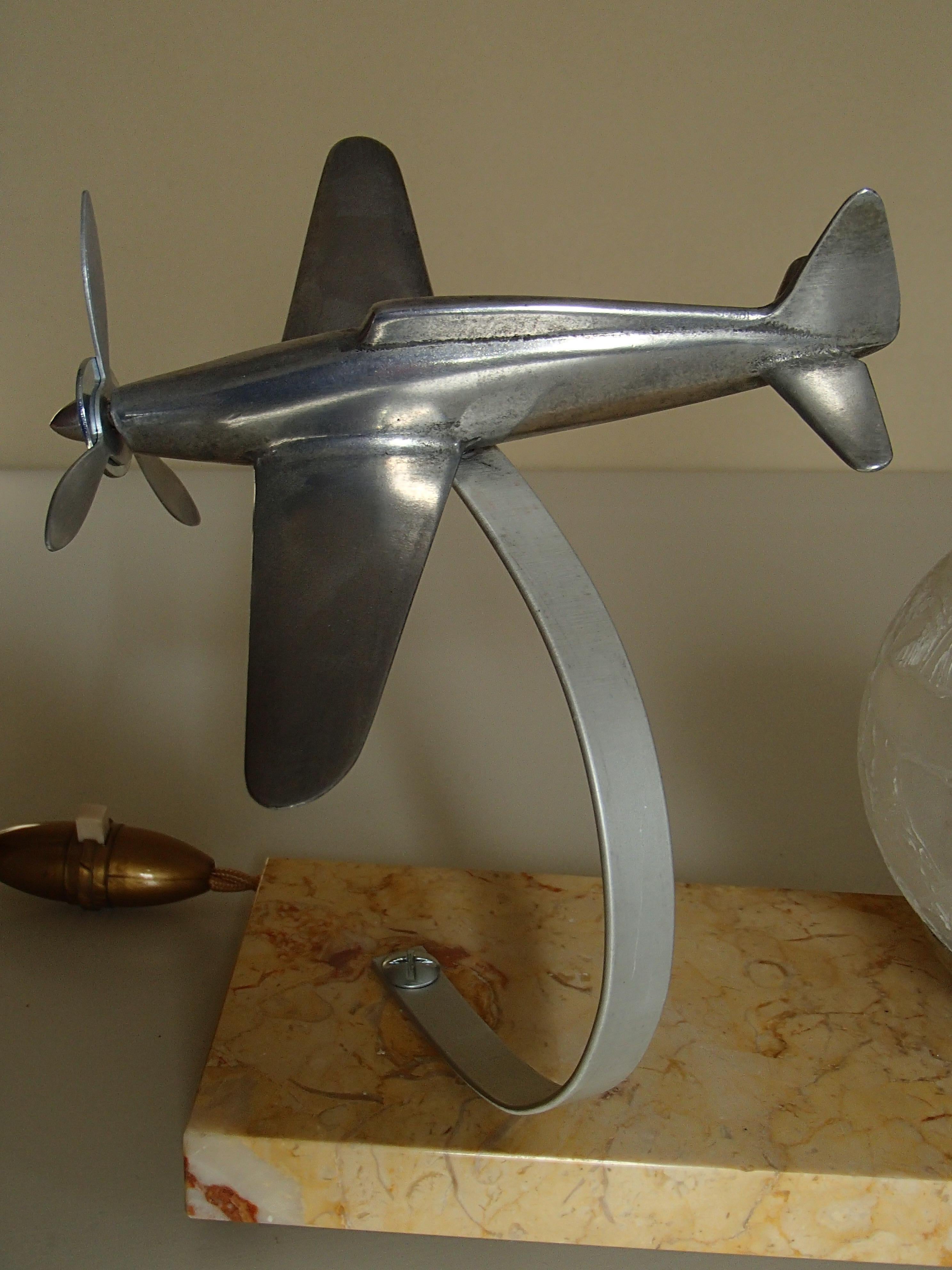 Art Deco Table Lamp with Aeroplain For Sale 1