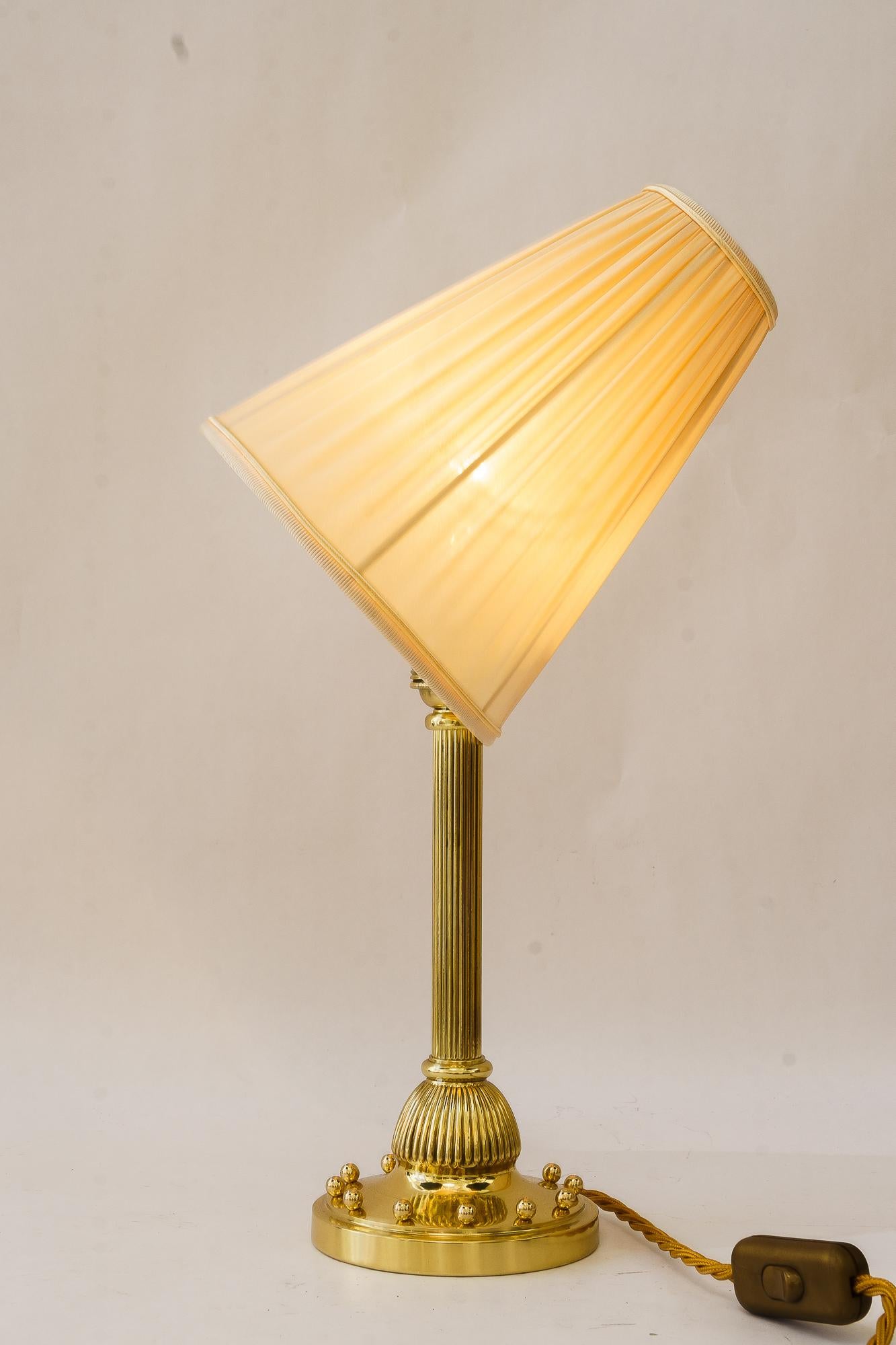 Lampe de table Art Déco avec abat-jour en tissu vienne vers 1920 en vente 2