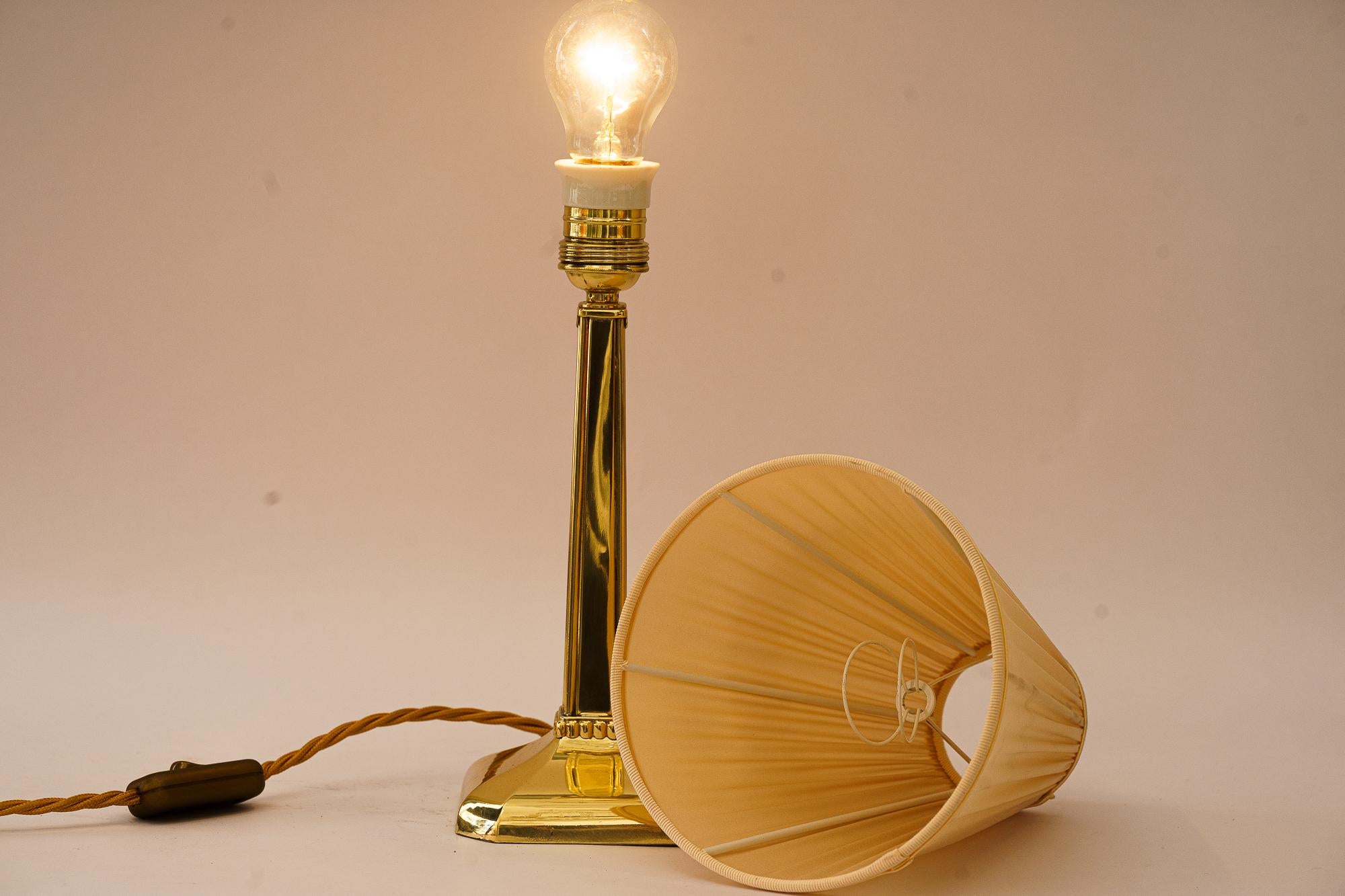 Lampe de table Art Déco avec abat-jour en tissu vienne vers 1920 en vente 3