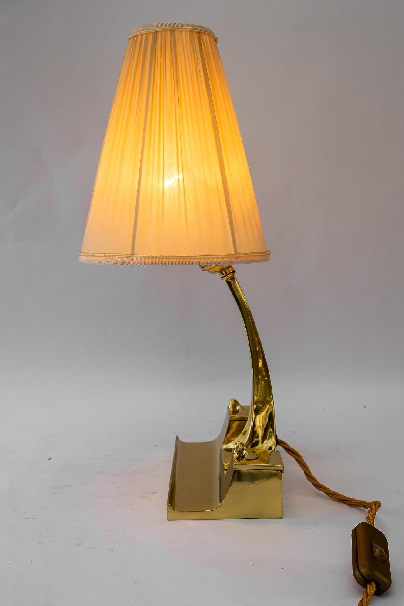 Lampada da tavolo Art Deco con paralume in tessuto vienna 1920 circa in vendita 3