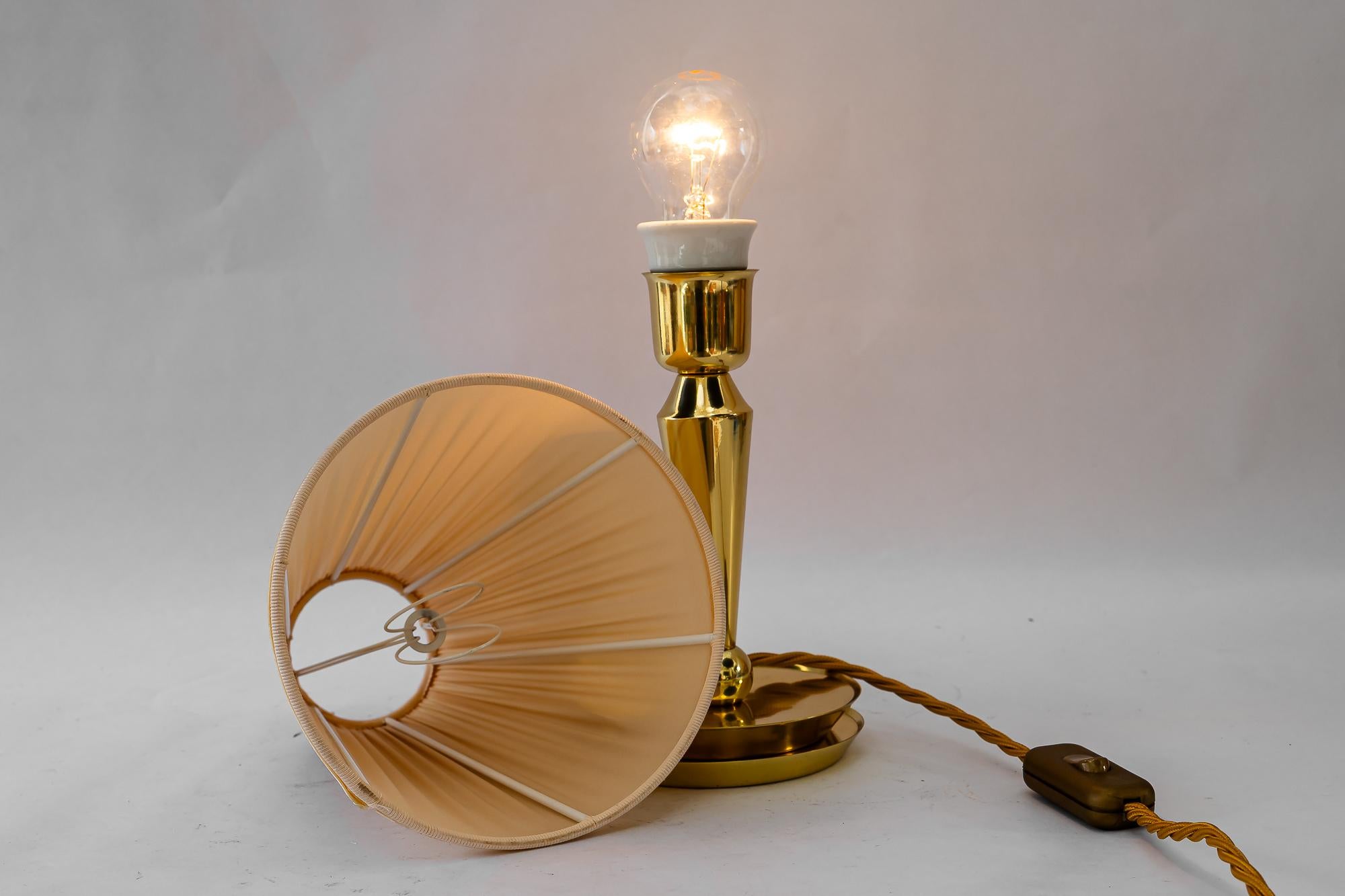 Lampada da tavolo Art Deco con paralume in tessuto vienna 1920 circa in vendita 3