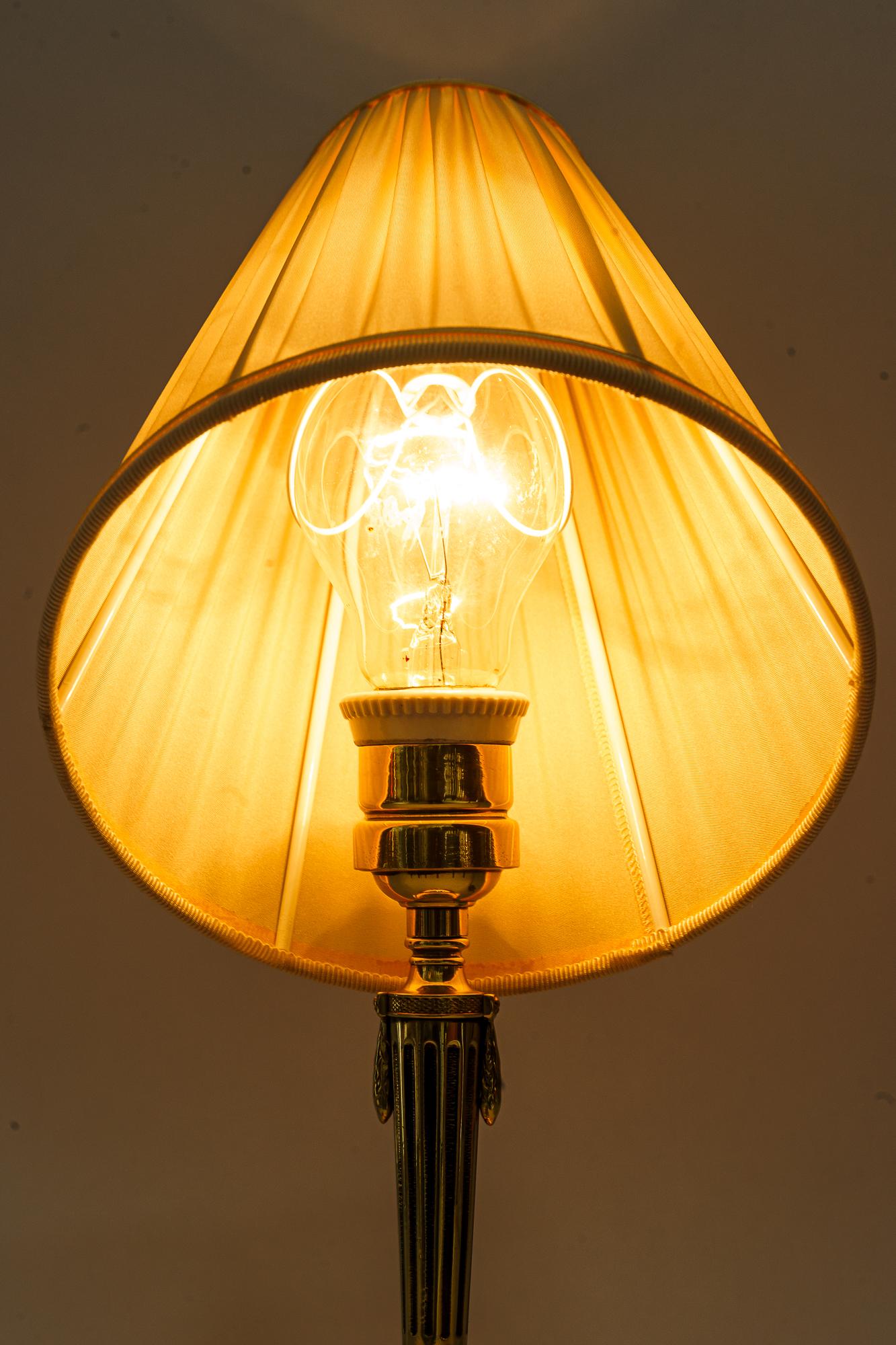 Art-Déco-Tischlampe mit Stoffschirm Vienna aus den 1920er Jahren im Angebot 6