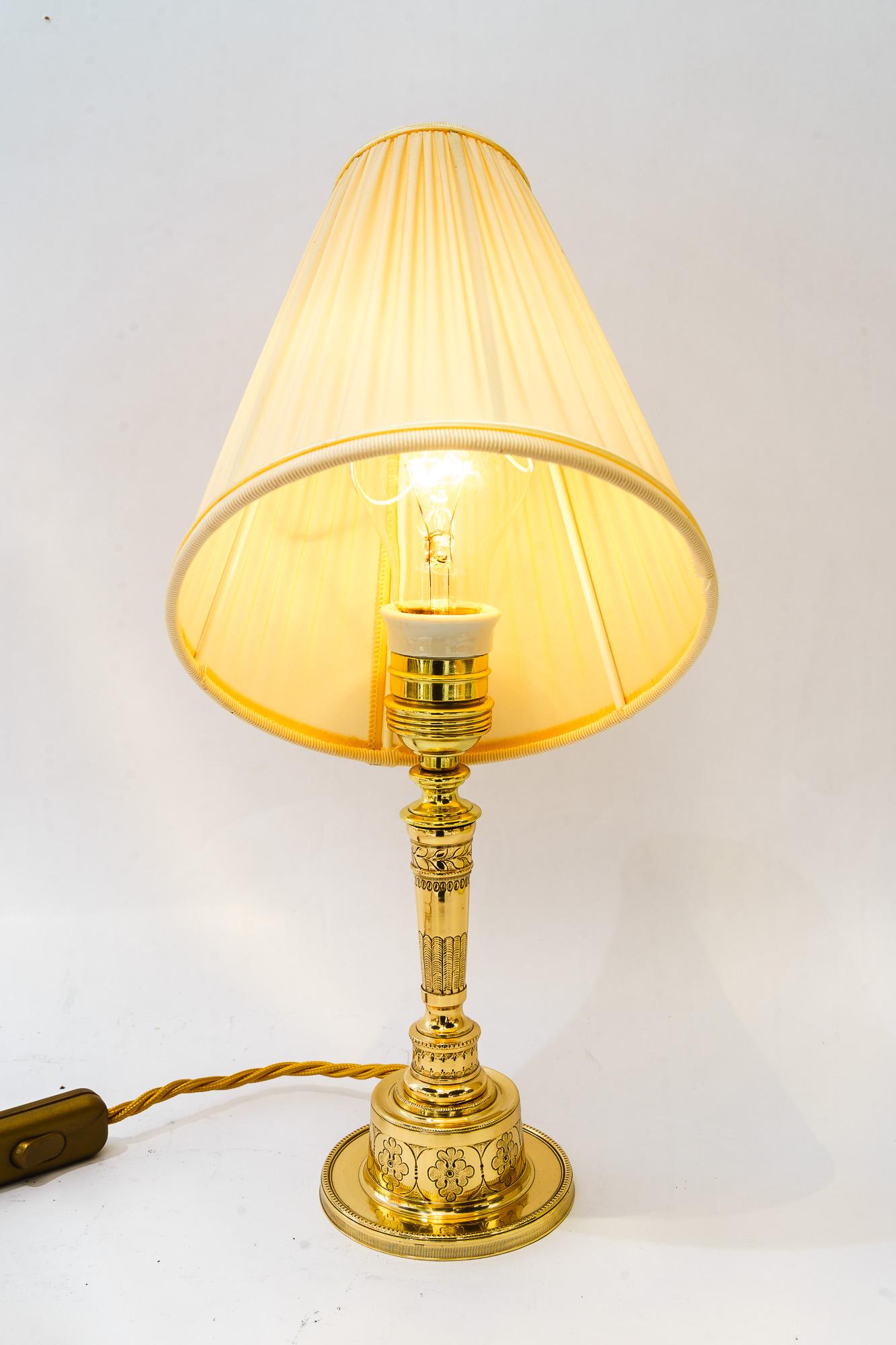 Art Deco Tischlampe mit Stoffschirm wien um 1920 (Art déco) im Angebot