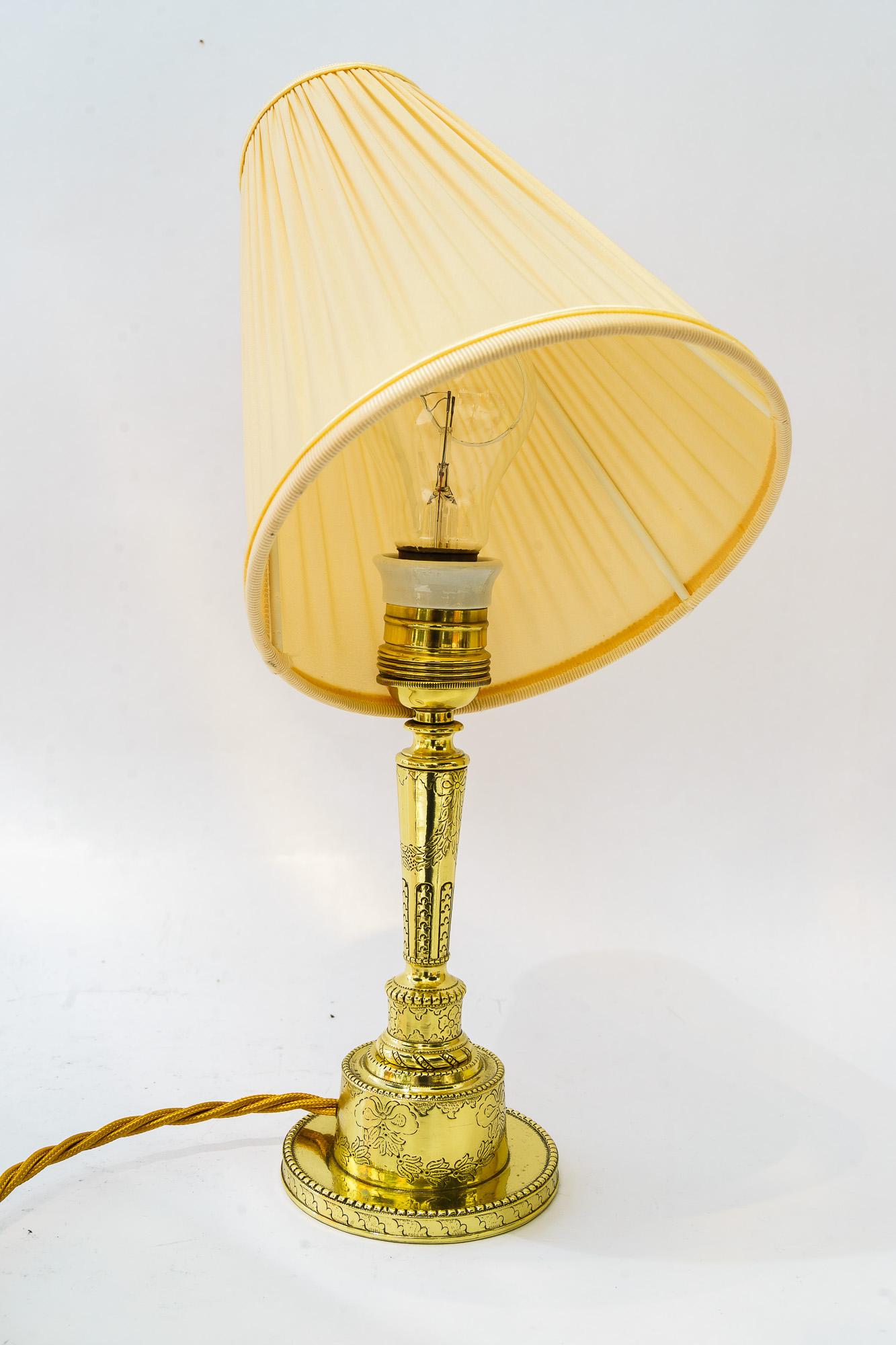 Art Deco Tischlampe mit Stoffschirm wien um 1920 (Art déco) im Angebot