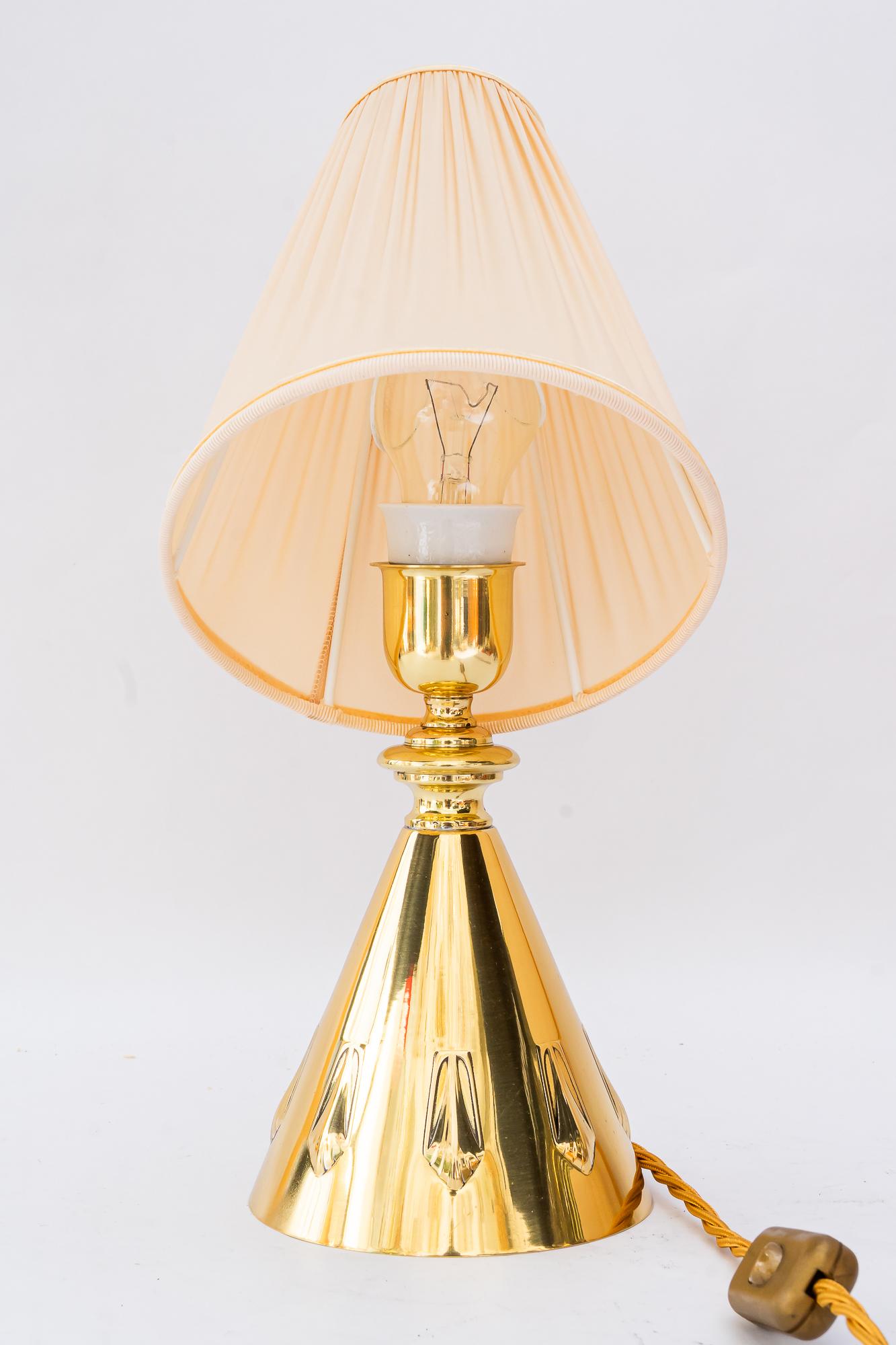 Autrichien Lampe de table Art Déco avec abat-jour en tissu vienne vers 1920 en vente