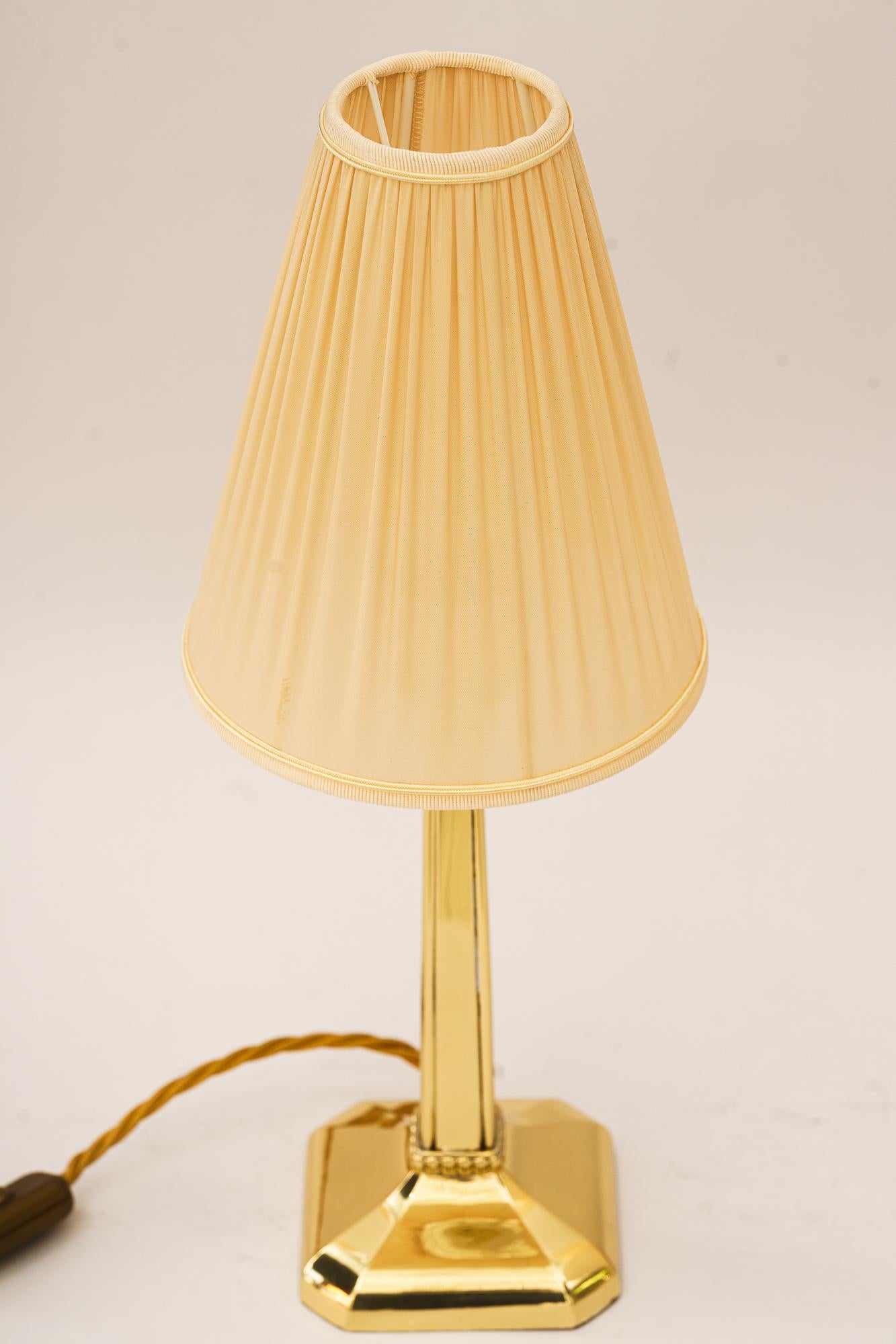Poli Lampe de table Art Déco avec abat-jour en tissu vienne vers 1920 en vente
