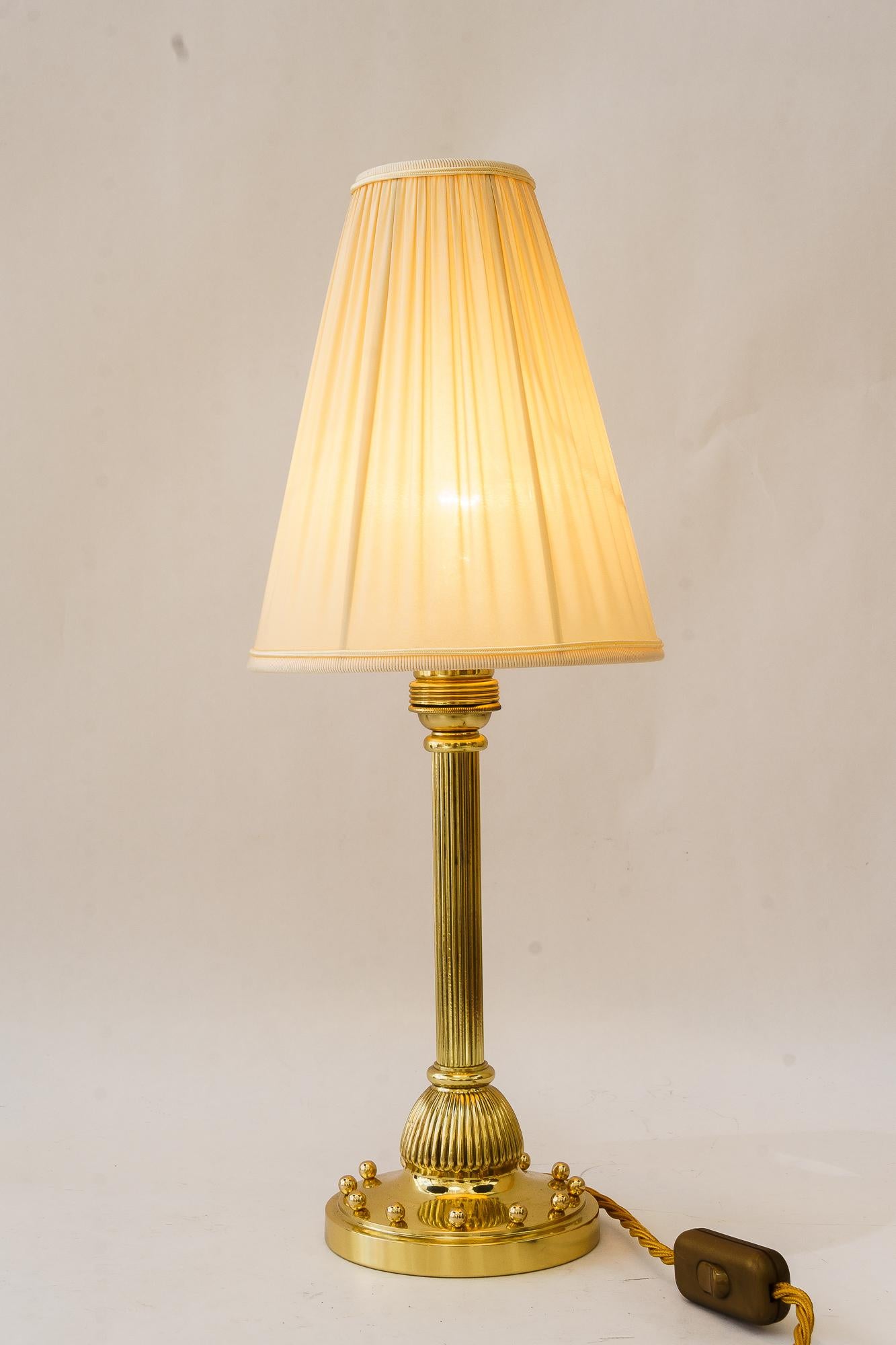 Lampe de table Art Déco avec abat-jour en tissu vienne vers 1920 en vente 1