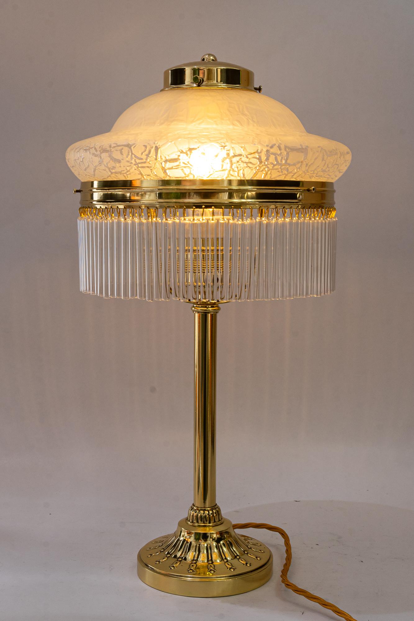 Lampada da tavolo Art Deco con vetro e bacchette di vetro di Vienna intorno agli anni '20 in vendita 3