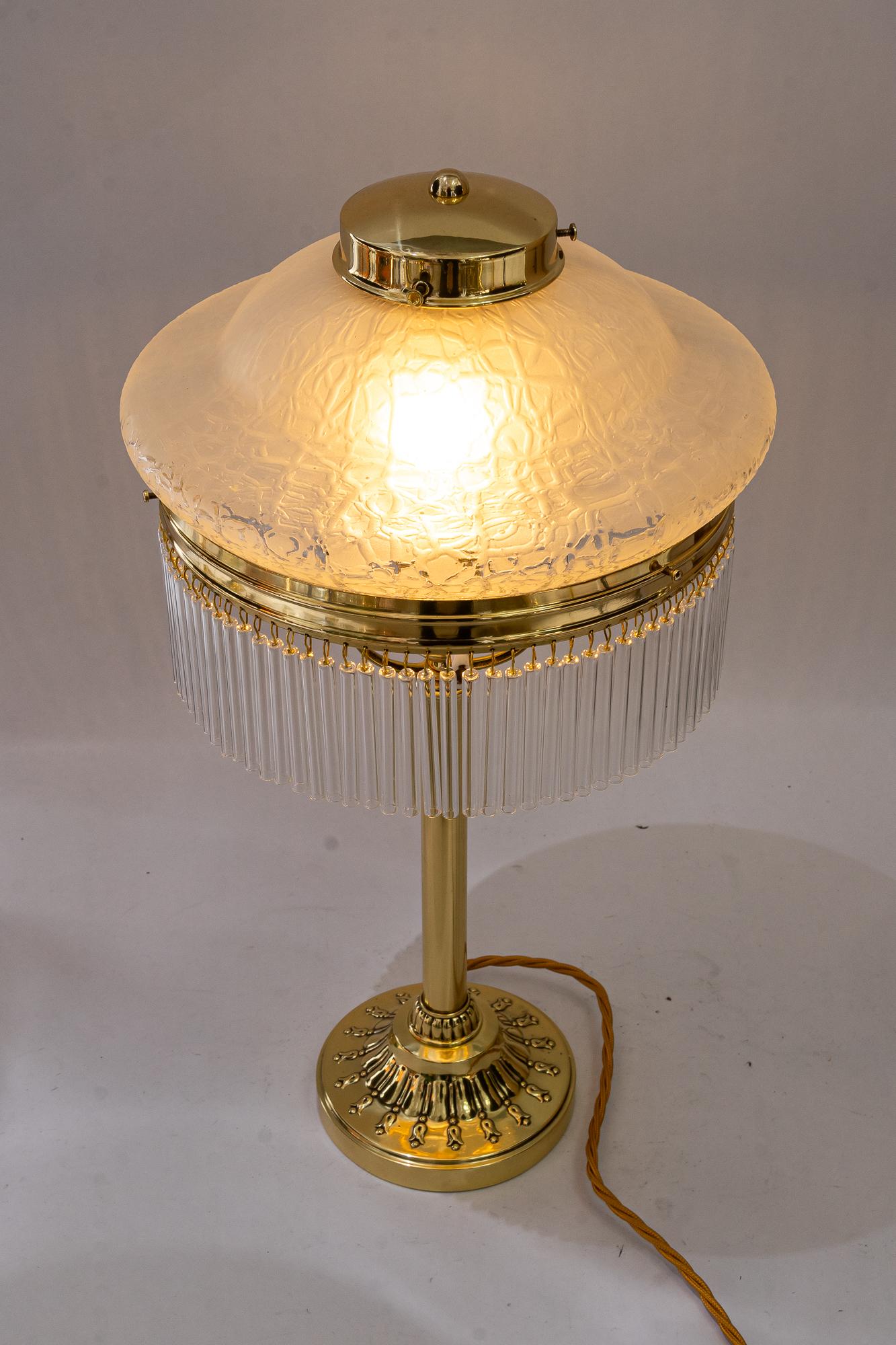Lampada da tavolo Art Deco con vetro e bacchette di vetro di Vienna intorno agli anni '20 in vendita 4