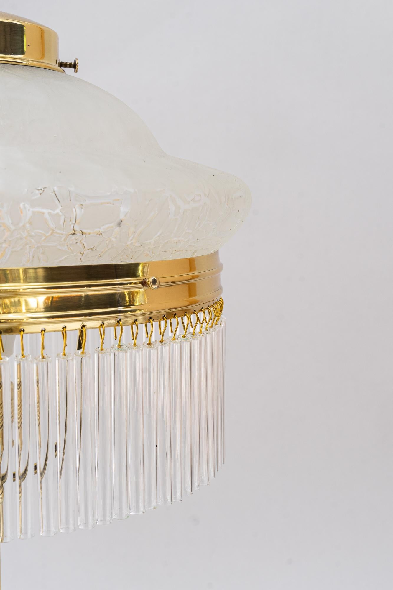 Lampada da tavolo Art Deco con vetro e bacchette di vetro di Vienna intorno agli anni '20 In condizioni buone in vendita a Wien, AT