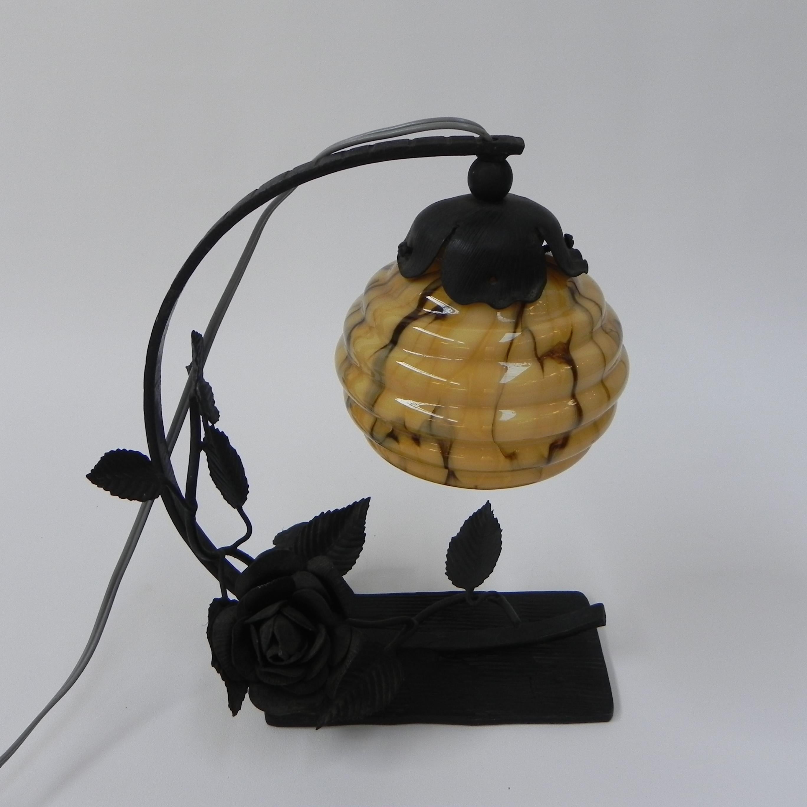 Art Deco table lamp with glass ball and steel base For Sale 3