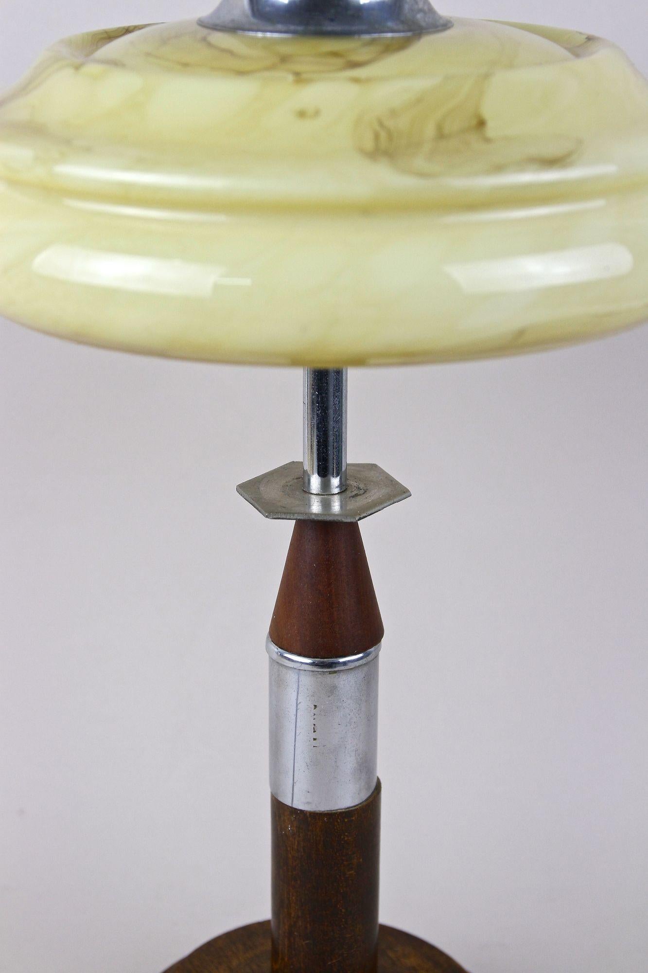 Lampe de bureau Art déco avec abat-jour en verre, 20e siècle, Autriche, vers 1930 en vente 8