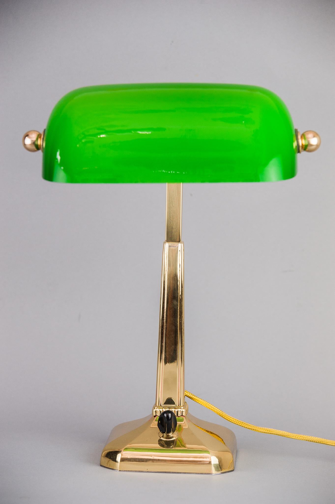Art Deco Table Lamp with Green Shade In Excellent Condition In Wien, AT