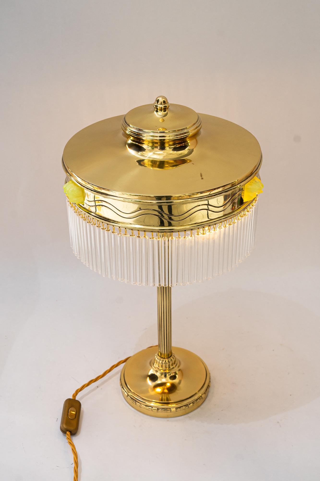 Art Deco Tischlampe mit original Opalglas Steinen Wien um 1920 im Angebot 5