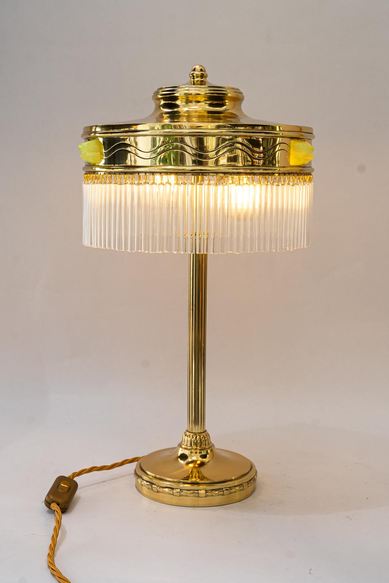 Art Deco Tischlampe mit original Opalglas Steinen Wien um 1920 im Angebot 8