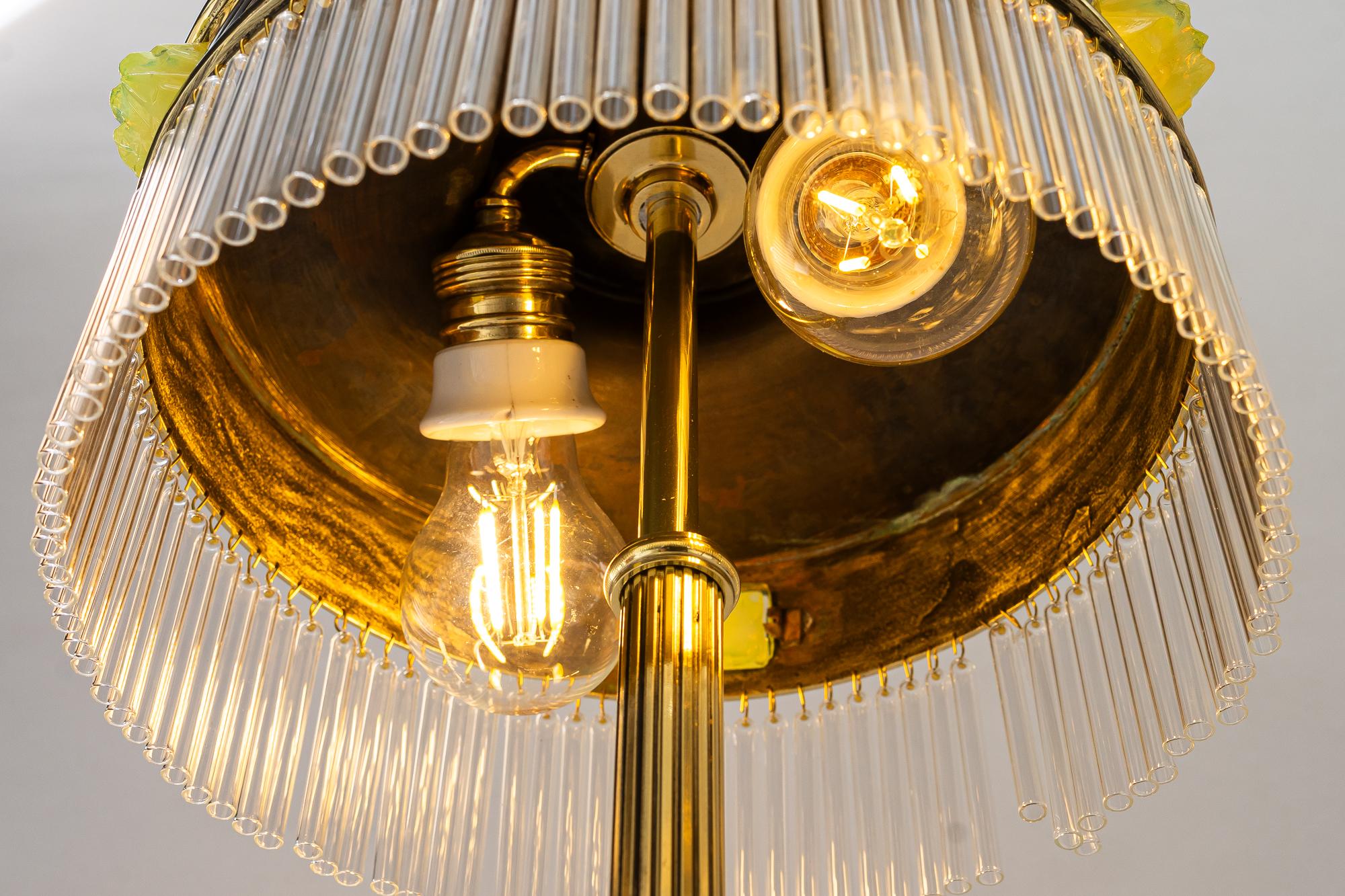Art Deco Tischlampe mit original Opalglas Steinen Wien um 1920 im Angebot 11