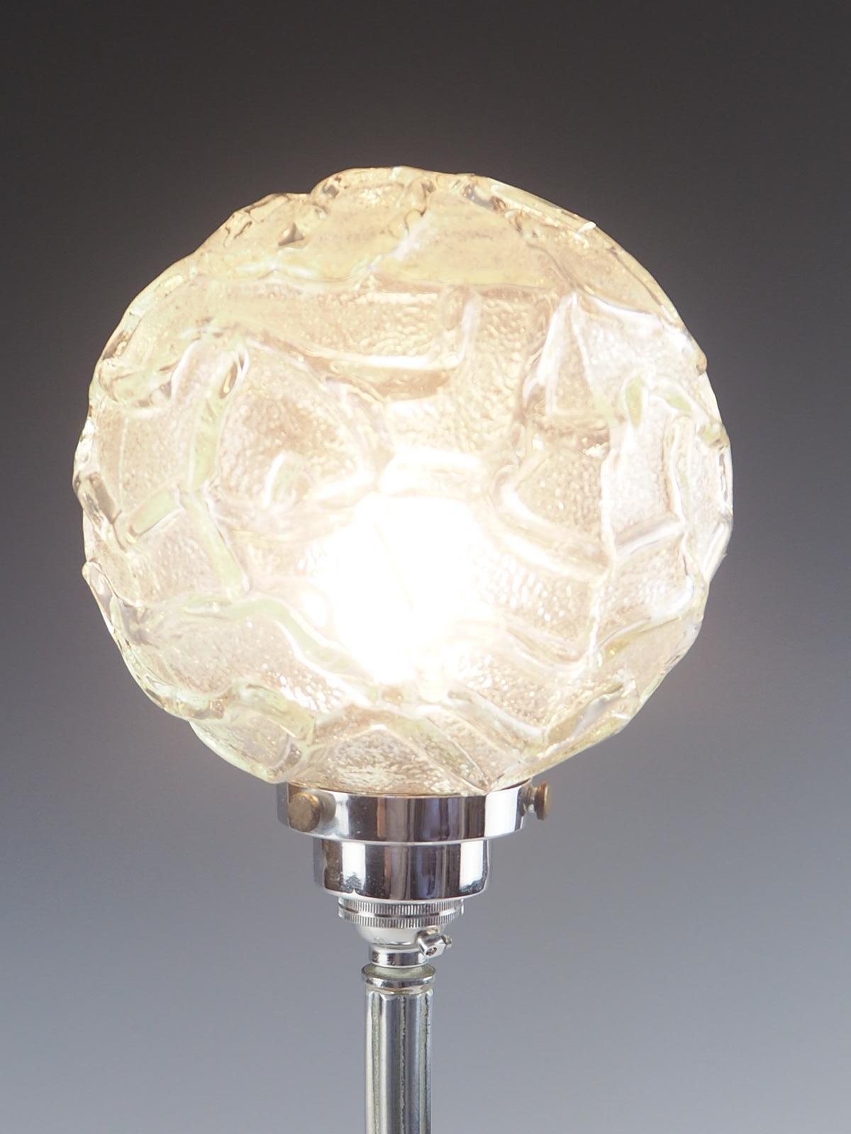 Mid-20th Century Art Deco Table Lamp with Rippled Glass Globe