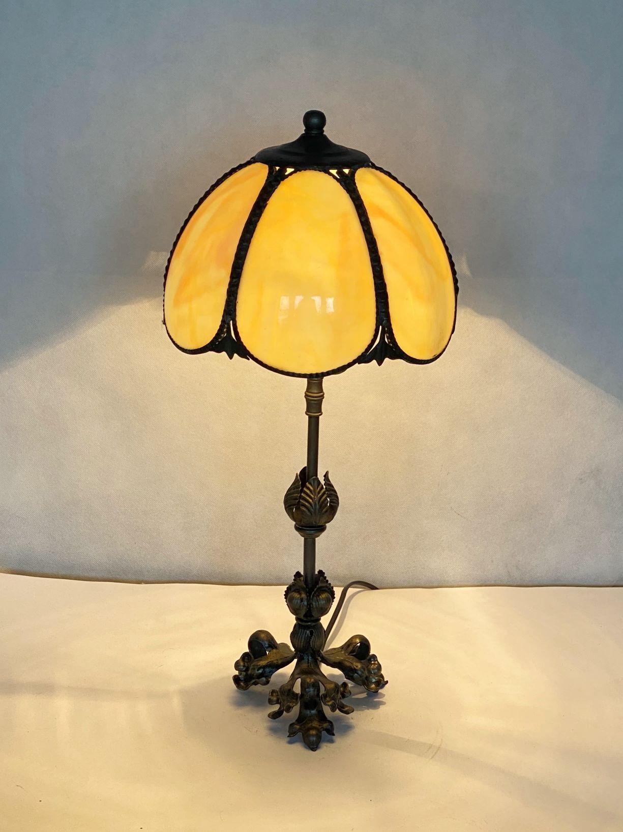 Art Deco Table Lamp Wrought Iron with Bent Slag Glass Shade, France, 1930s In Good Condition In Frankfurt am Main, DE