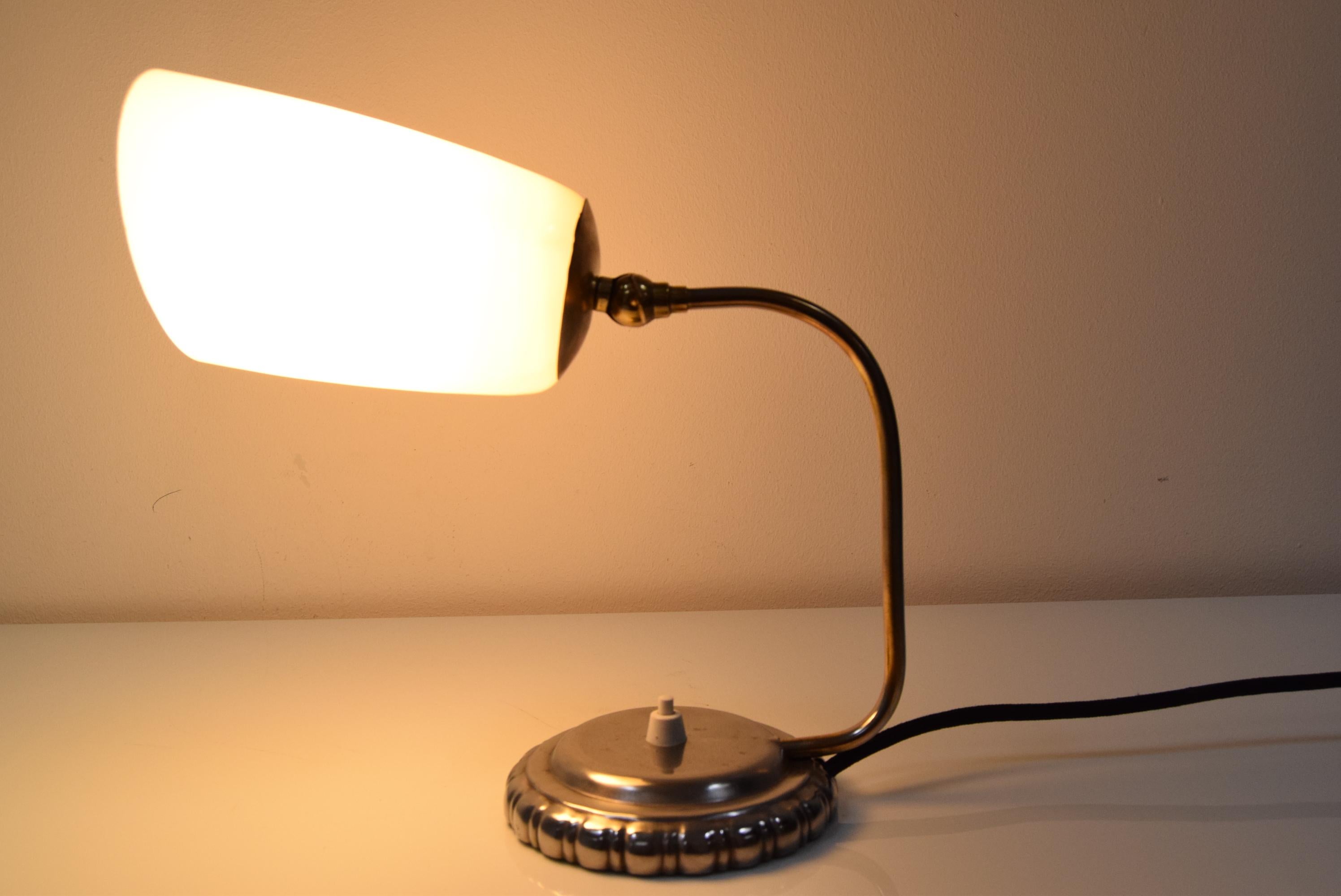 Metal Art Deco Table Lamp, 1930's For Sale