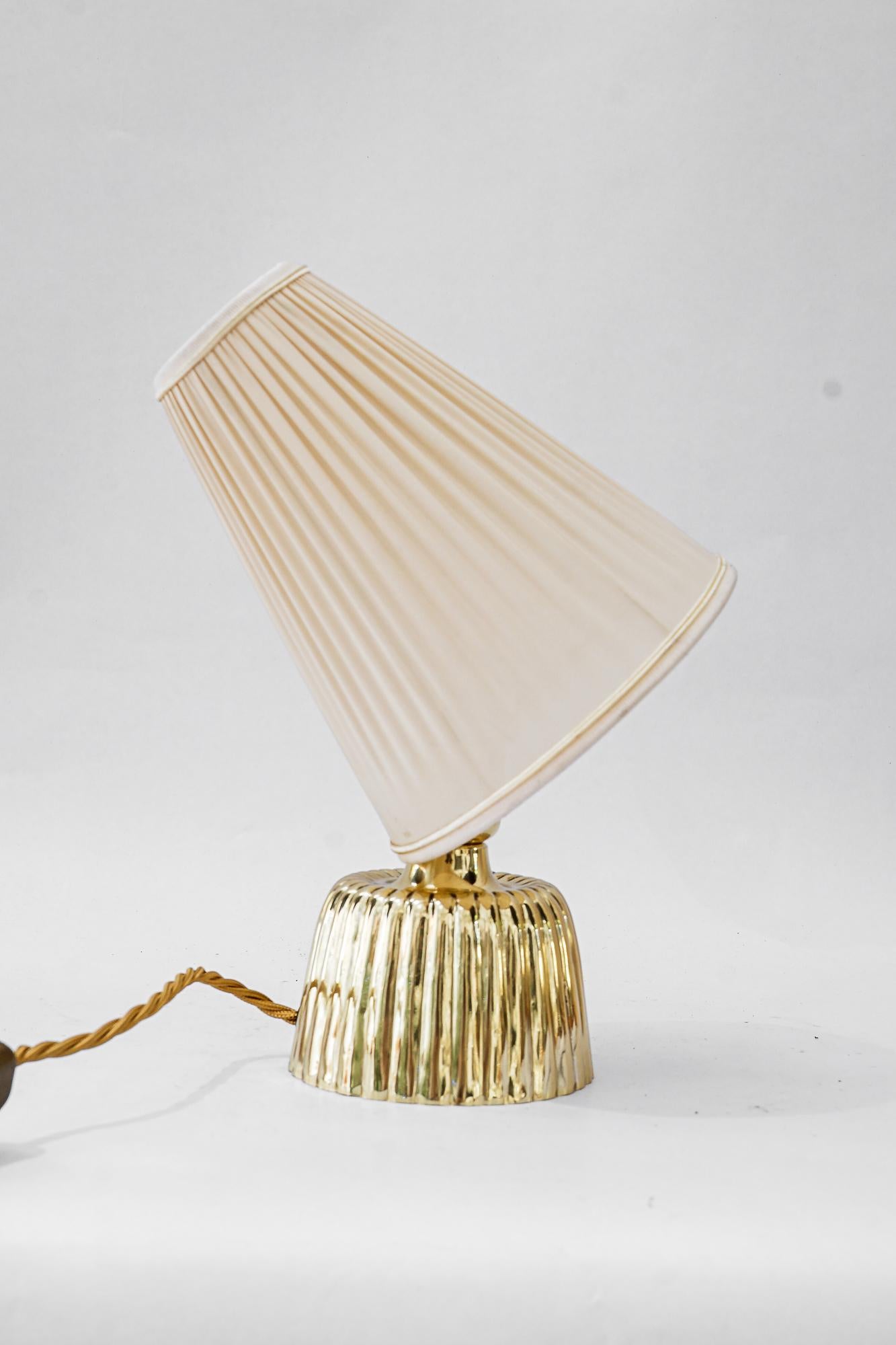Art deco tischlampen mit stoffschirmen wien um 1920er (Art déco) im Angebot
