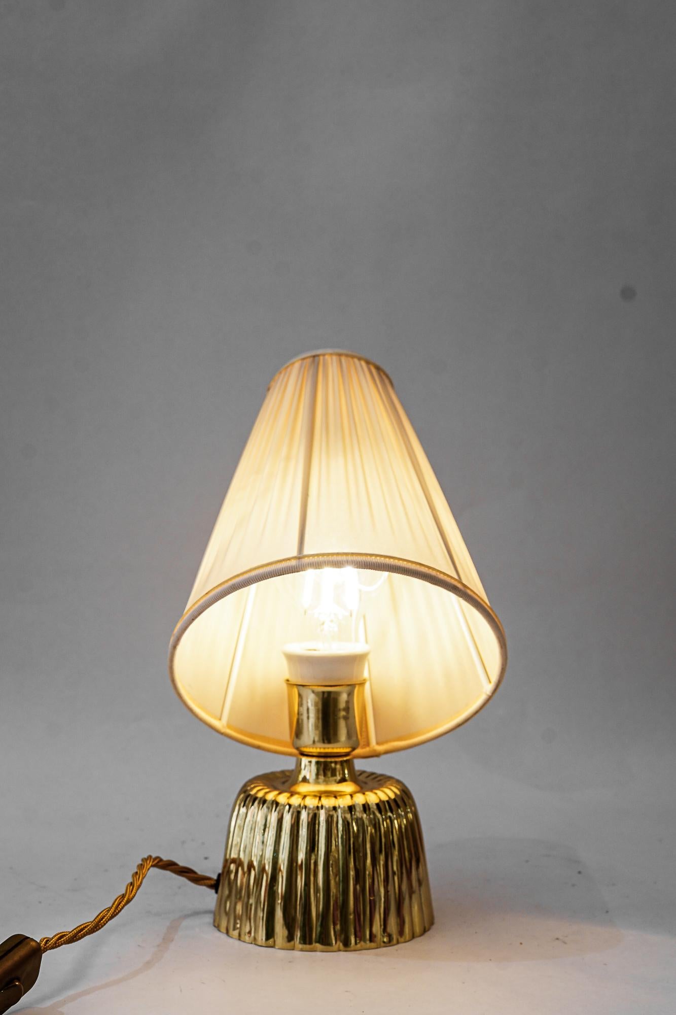 Art deco tischlampen mit stoffschirmen wien um 1920er (Frühes 20. Jahrhundert) im Angebot