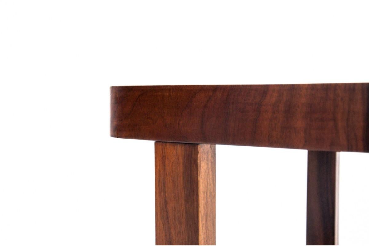 Mid-20th Century Art Deco Table, Poland, 1940s, Renovated For Sale