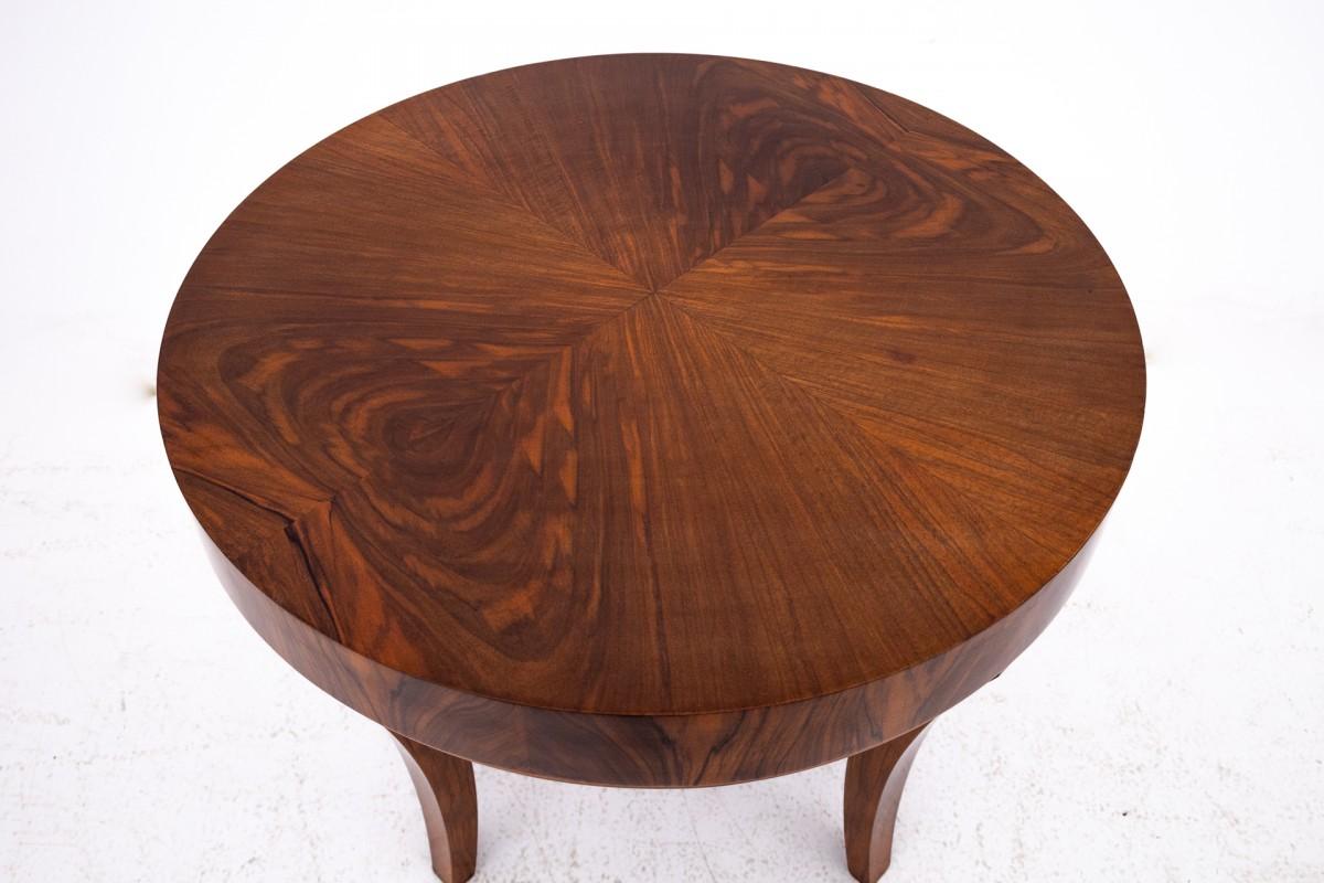 Art Deco table, Poland, ca. 1950. In Good Condition For Sale In Chorzów, PL