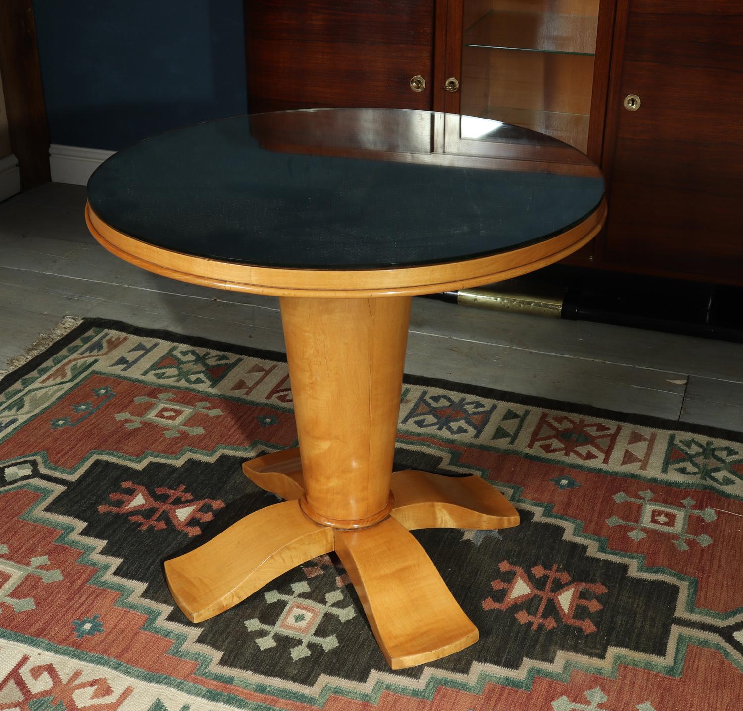 Art Deco Table with Mirrored Top, circa 1940 In Excellent Condition For Sale In Paddock Wood, Kent