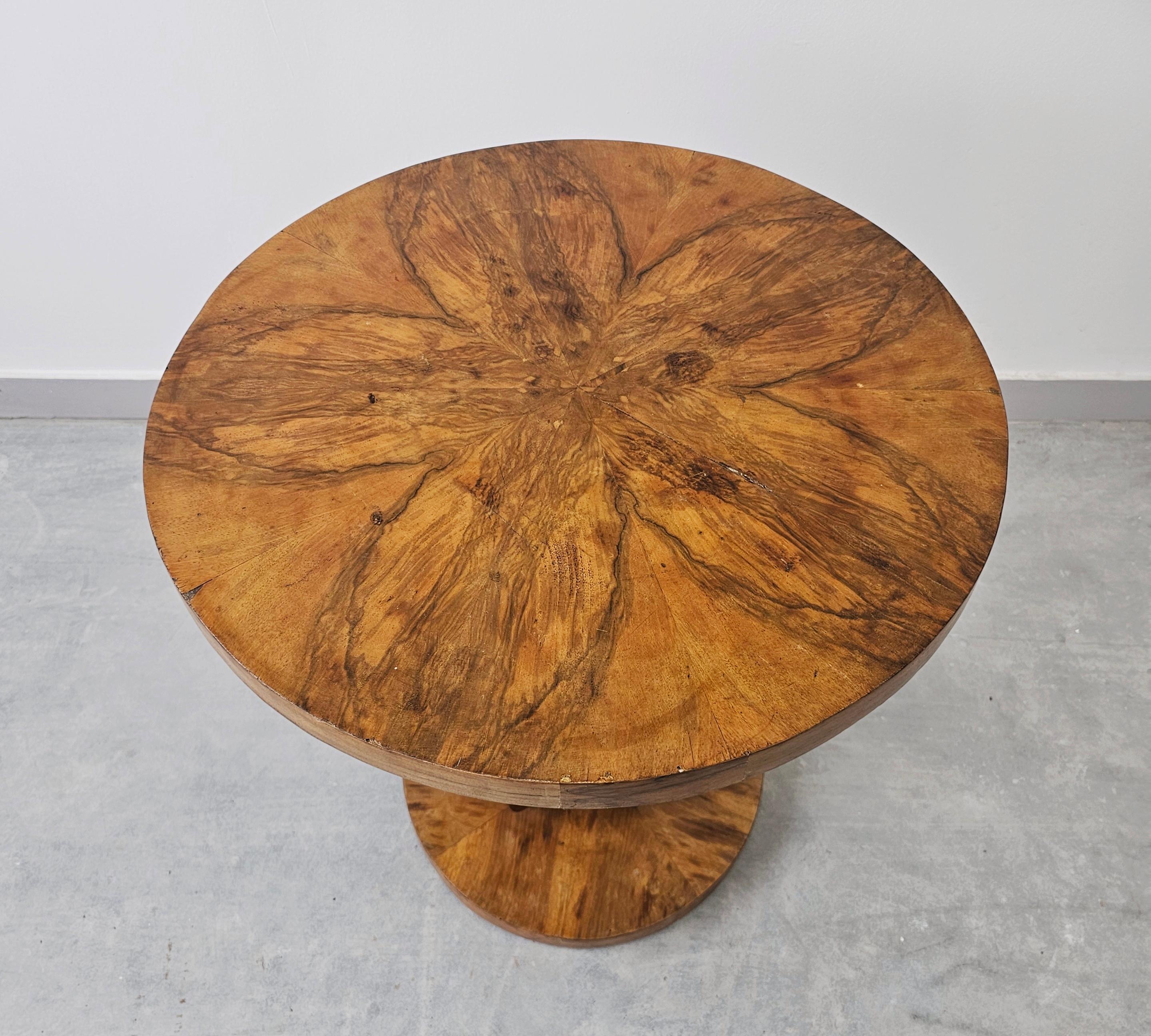 Hungarian Art Deco Table with the unique floral pattern top and stand, Hungary 1930s For Sale
