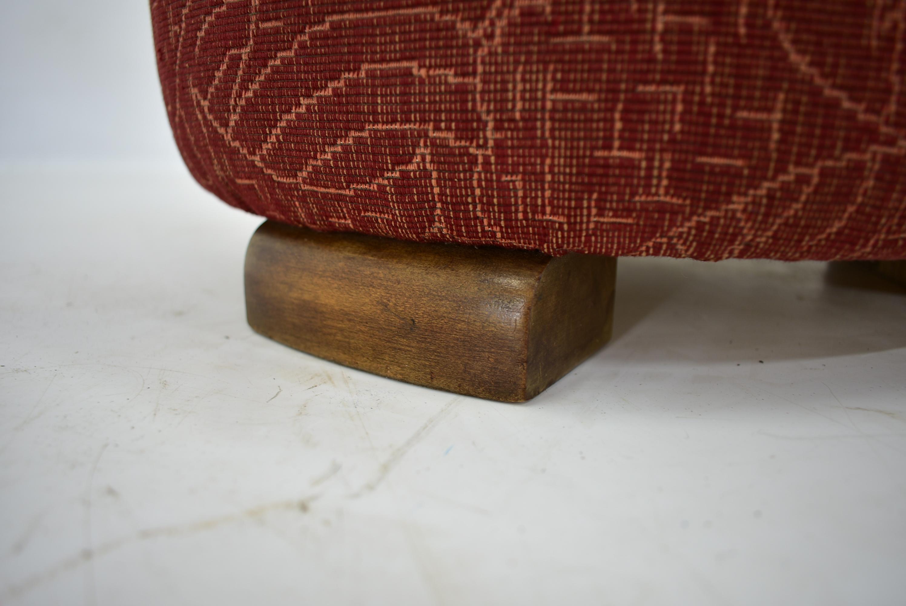 Art Deco Tabouret by Jindrich Halabala for Up Zavody, 1940s For Sale 2
