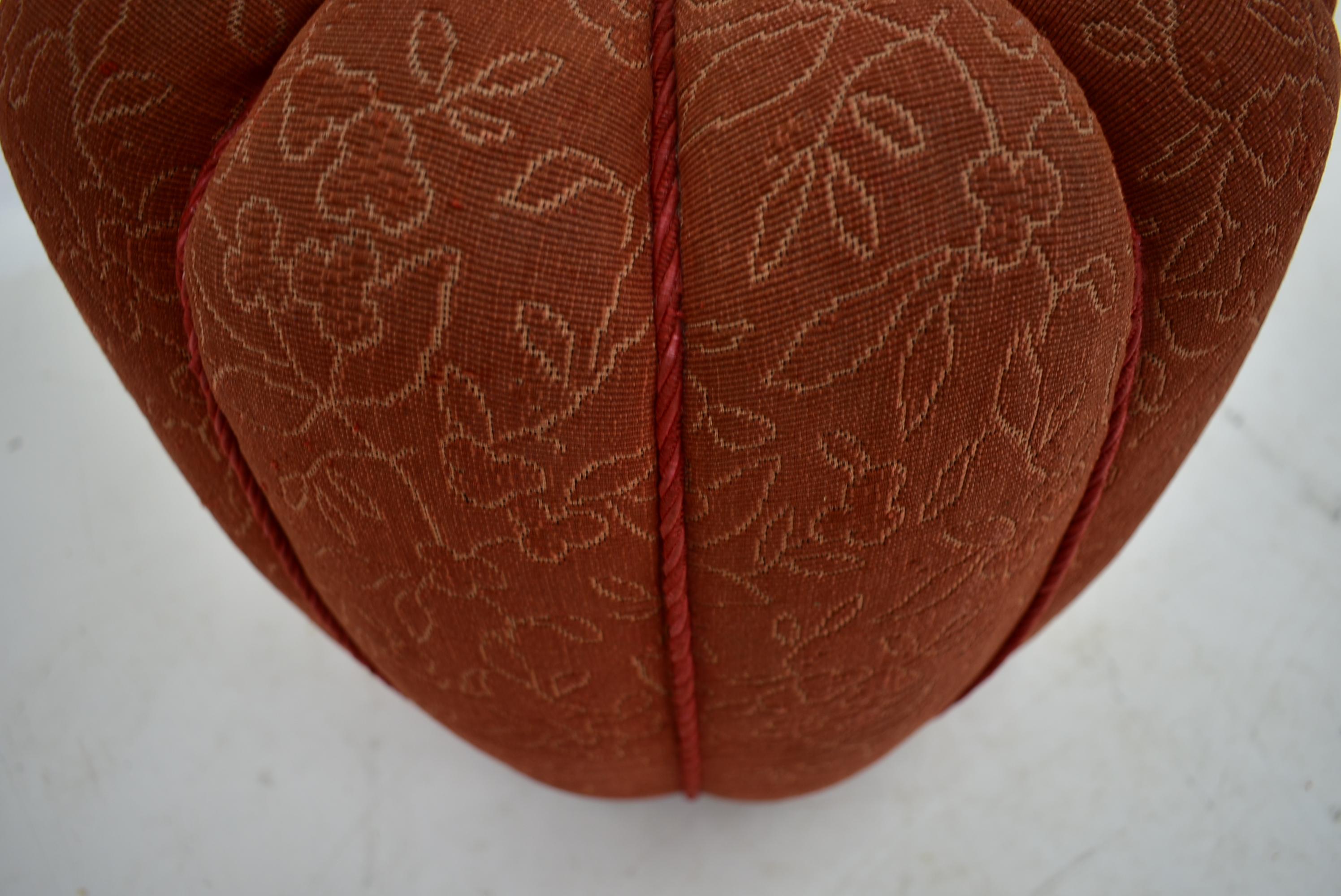 Art Deco Tabouret Designed by Jindřich Halabala, 1940s For Sale 2