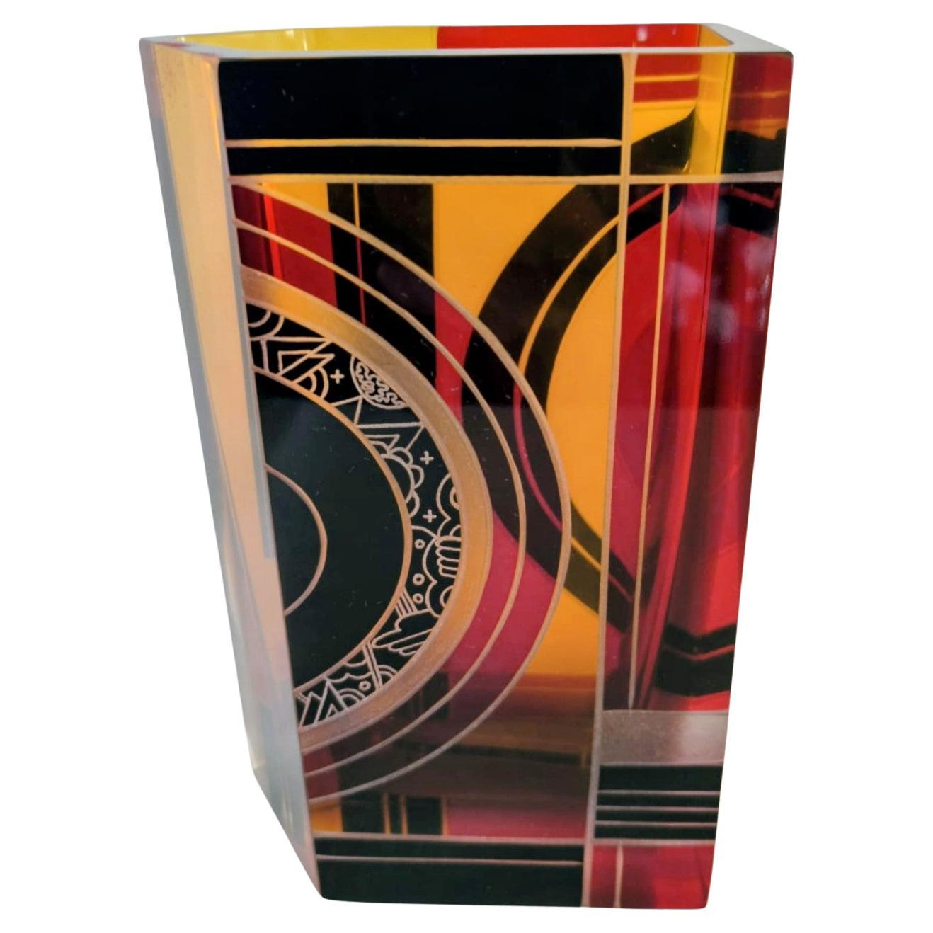 Vaso alto in vetro decorato con smalto geometrico Art Decor, 1930 ca. in vendita 1