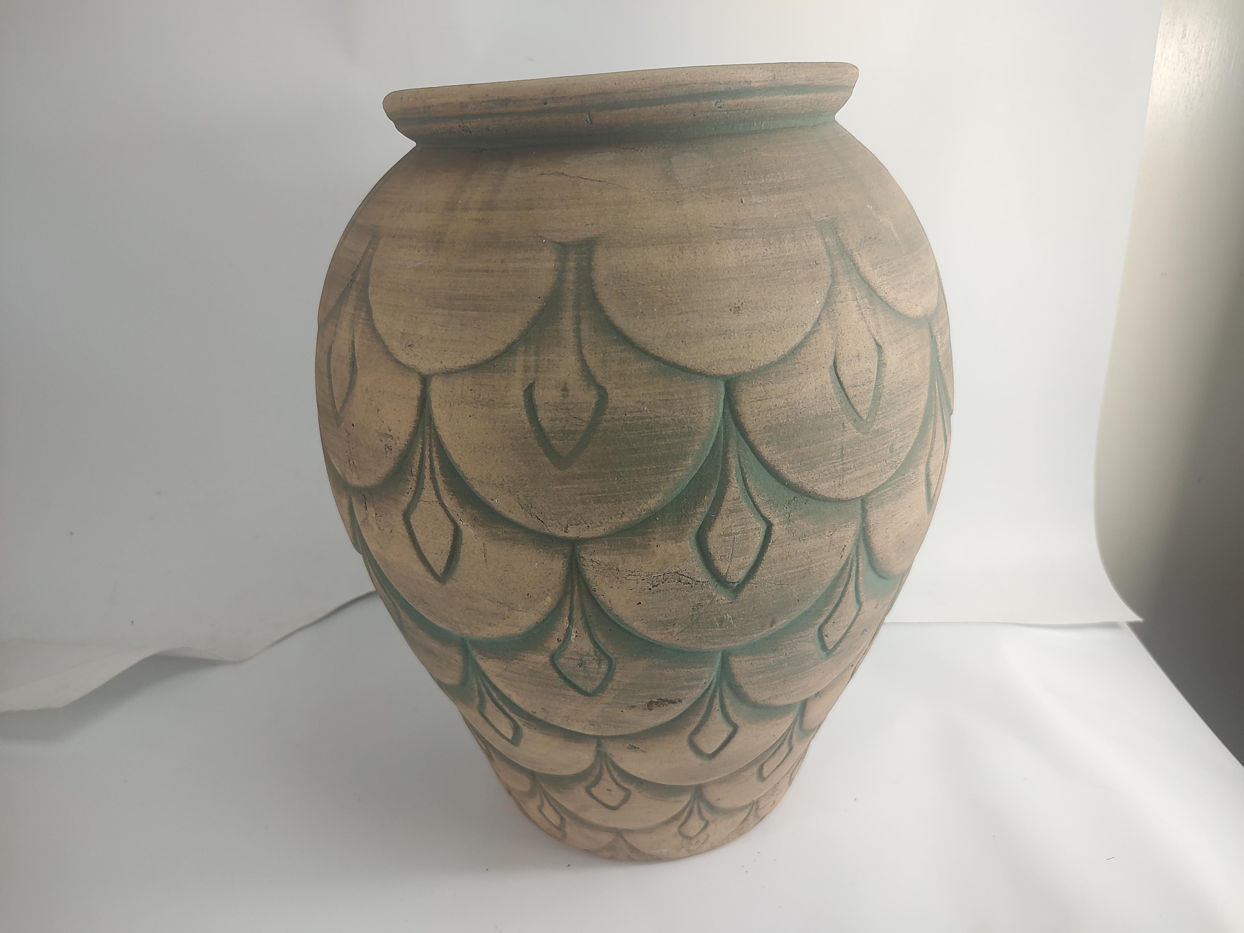 Art Deco Tall Yellow Stone Artichoke Leaf Design Vase C 1930 In Good Condition For Sale In Port Jervis, NY