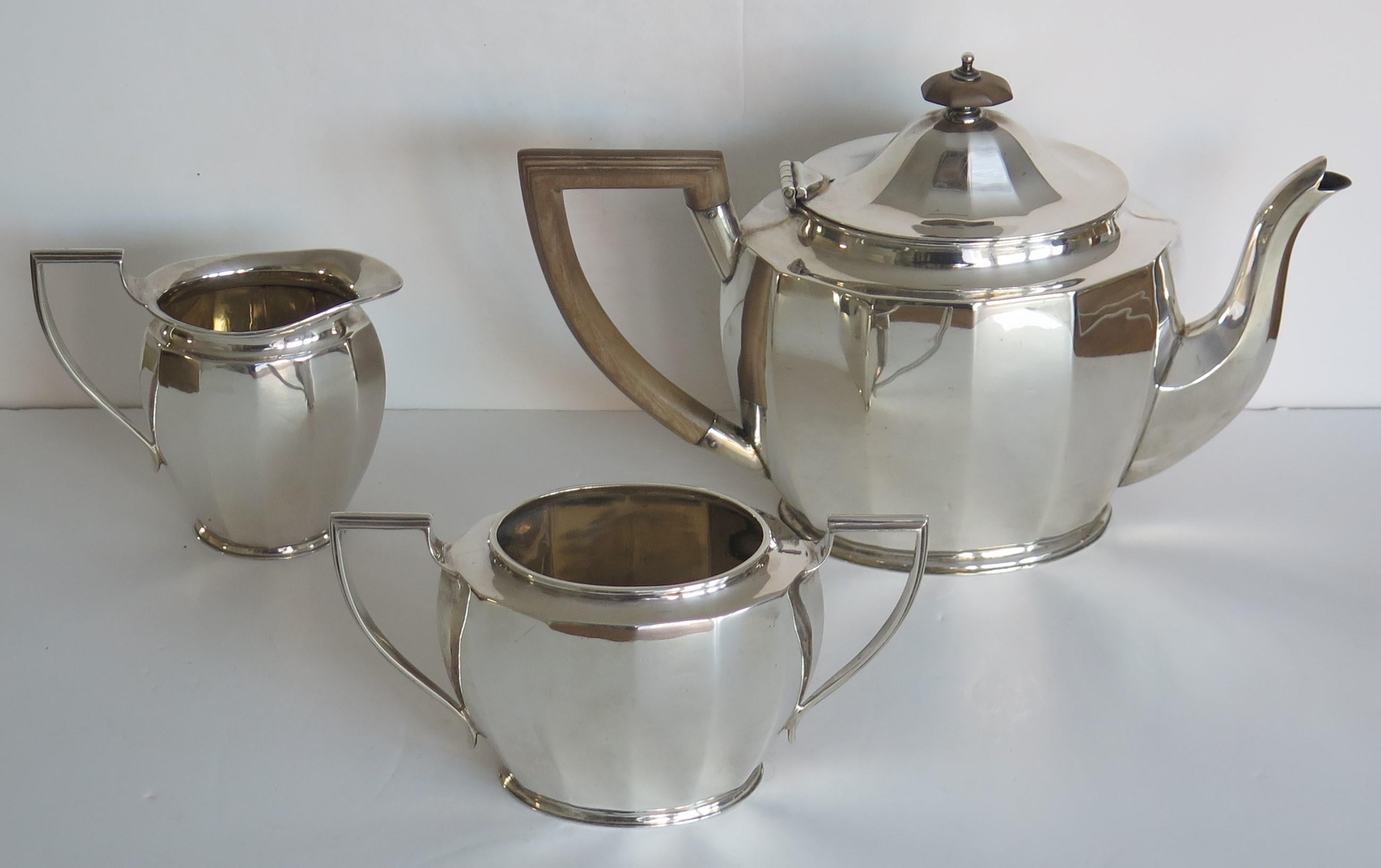 Hand-Crafted Art Deco Tea Set 3-Piece Sterling Silver Fine Quality, Sheffield England, 1930 For Sale