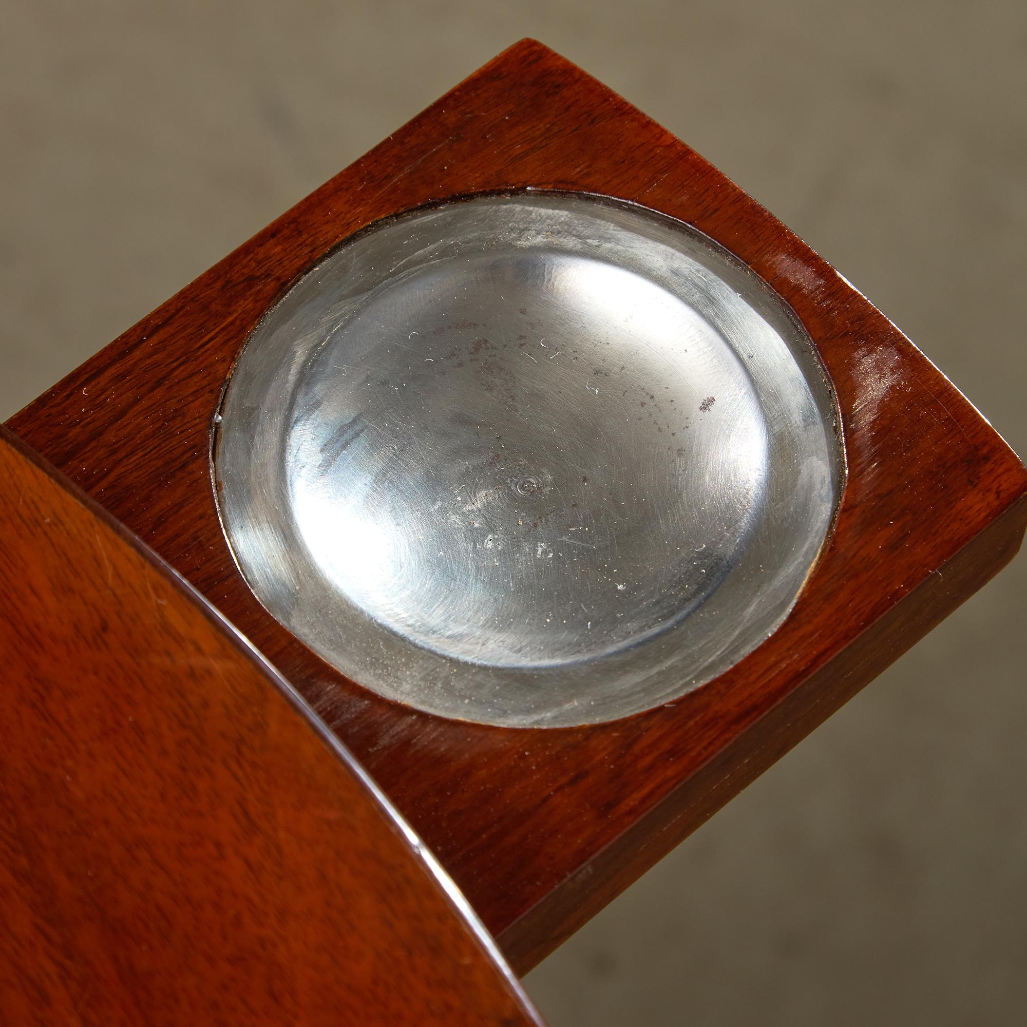 Art Deco Teak Round Table with Pull-Out Ashtray Tabs For Sale 13