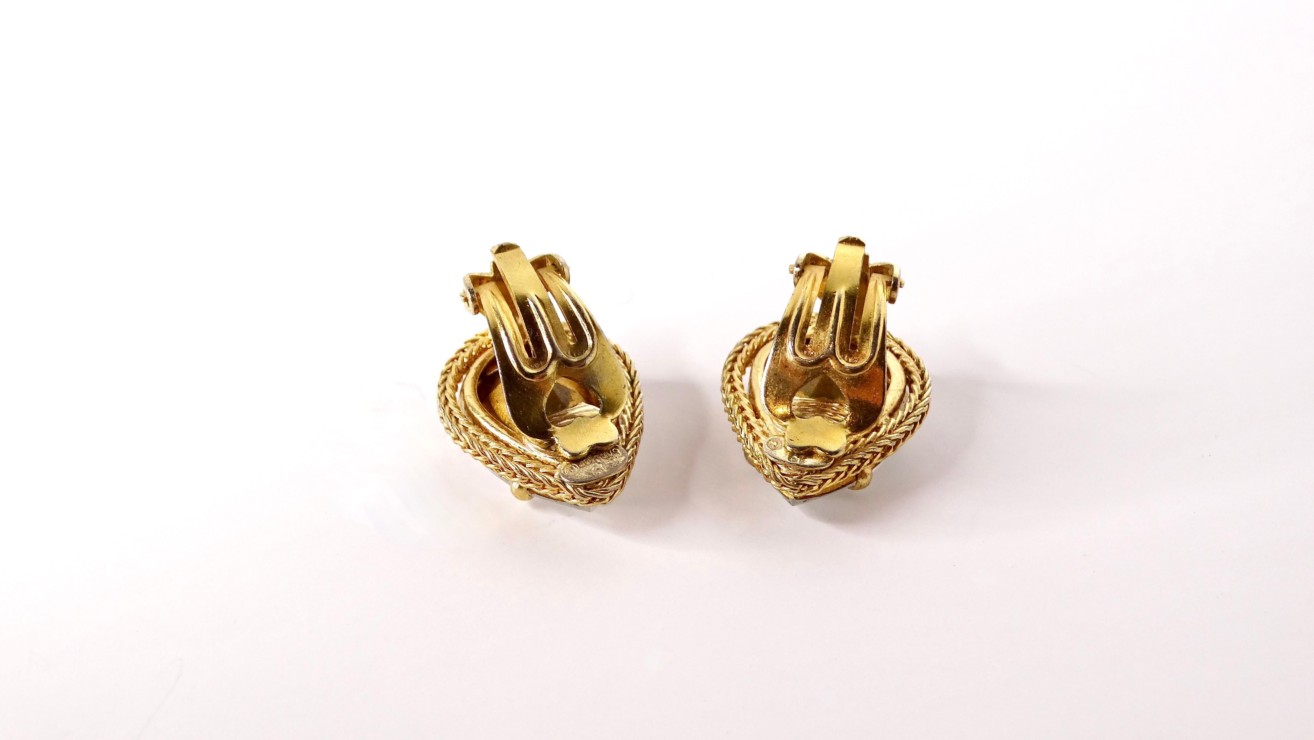 Introducing our exquisite Art Deco Tear Drop Costume Crystal Earrings, a stunning blend of elegance and modernity that pays homage to the iconic Art Deco movement. Crafted with meticulous attention to detail, these earrings feature beautifully