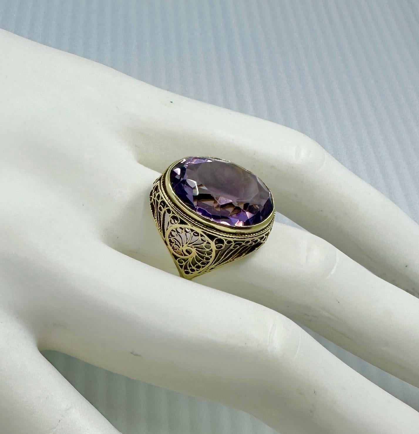 Art Deco Ten Carat Rose De France Amethyst Ring 14 Karat Gold Antique Filigree en vente 5