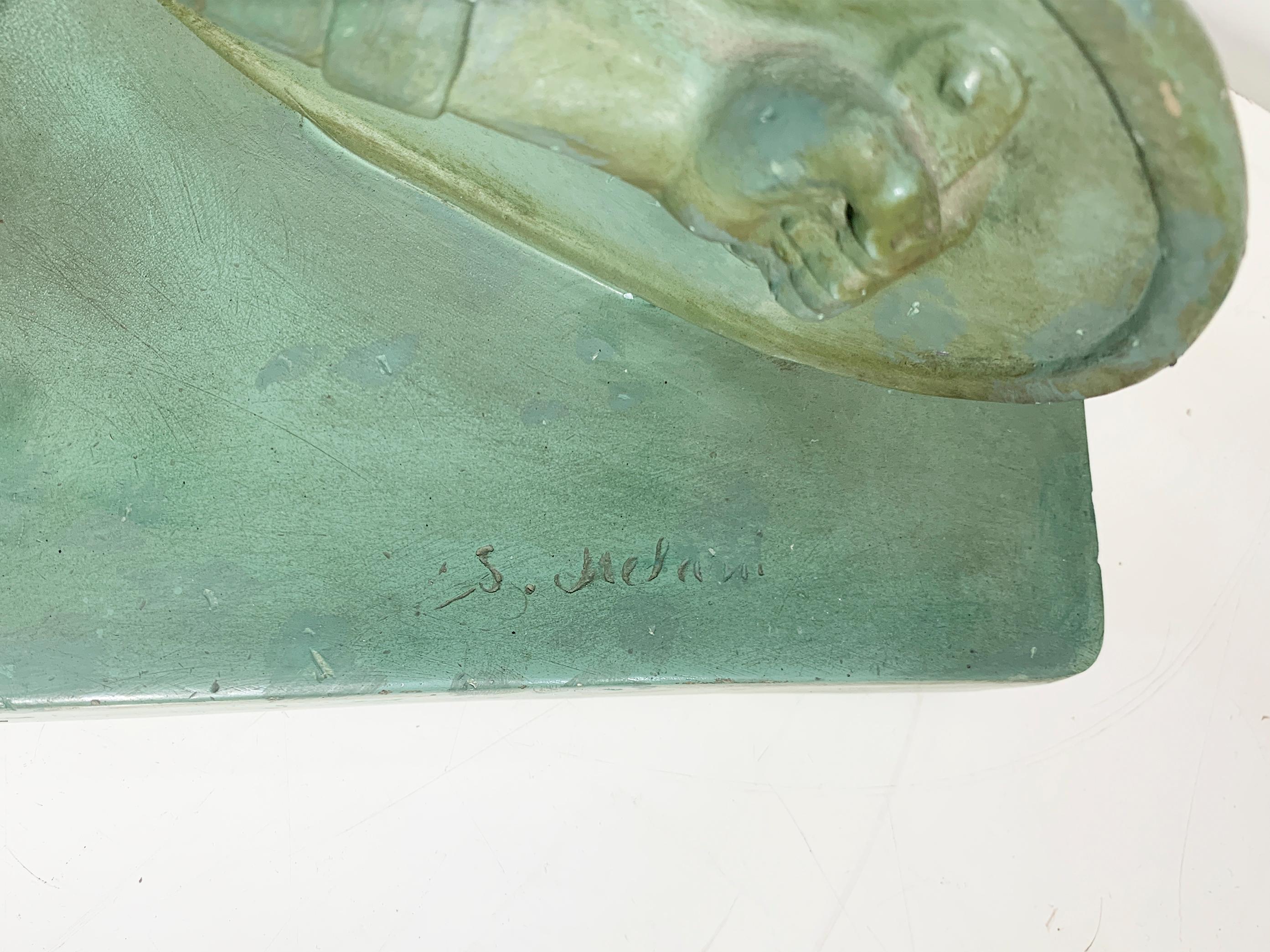 Escultura Art Decó de terracota Firmada 