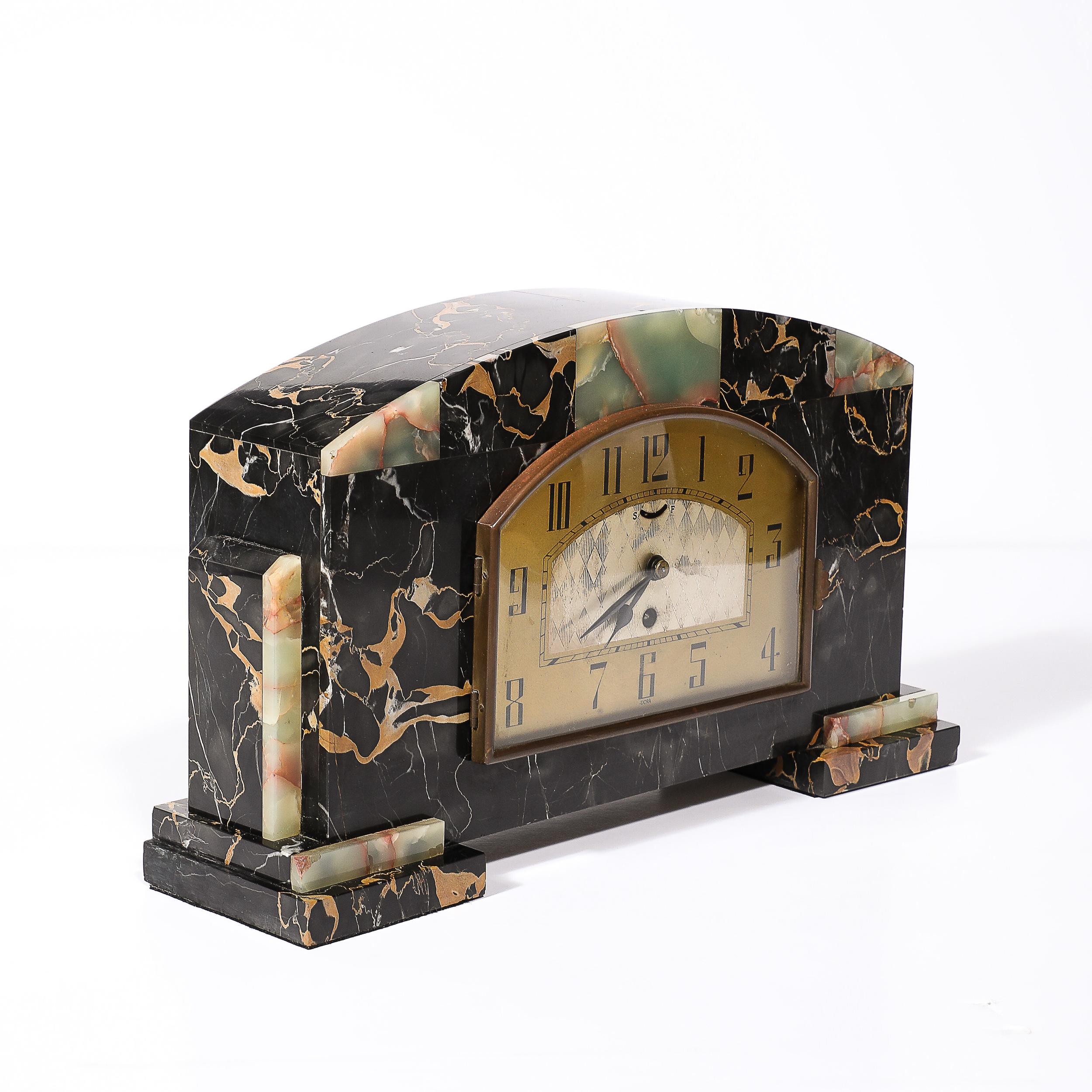Marbre tessellé Art Déco, onyx  & Pendule de cheminée en laiton signée Ucra 4