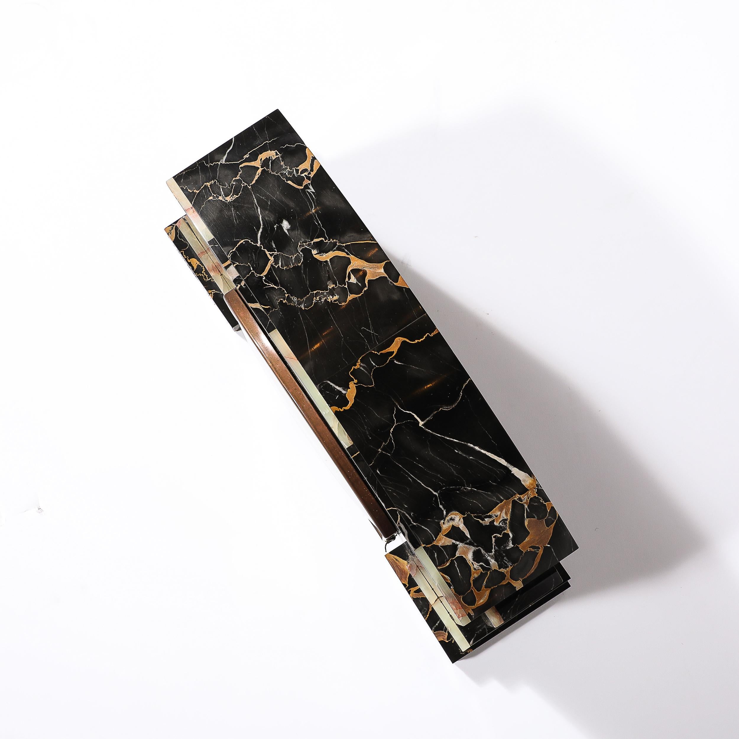 Marbre tessellé Art Déco, onyx  & Pendule de cheminée en laiton signée Ucra 10