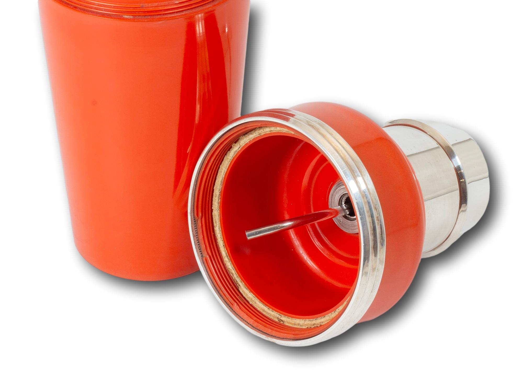 Art Deco The Master Incolor Orange Cocktail Shaker For Sale 12