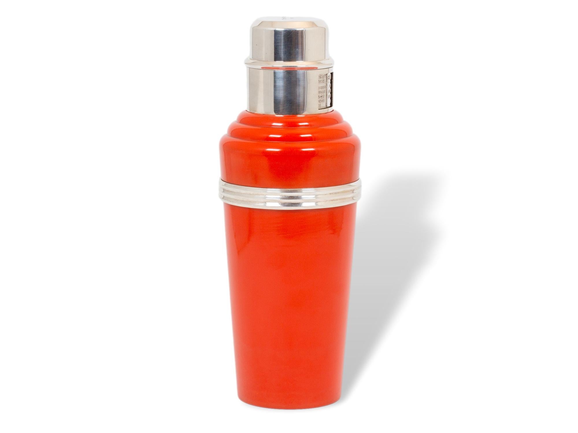 Art Deco The Master Incolor Orange Cocktail Shaker In Good Condition For Sale In Northampton, GB