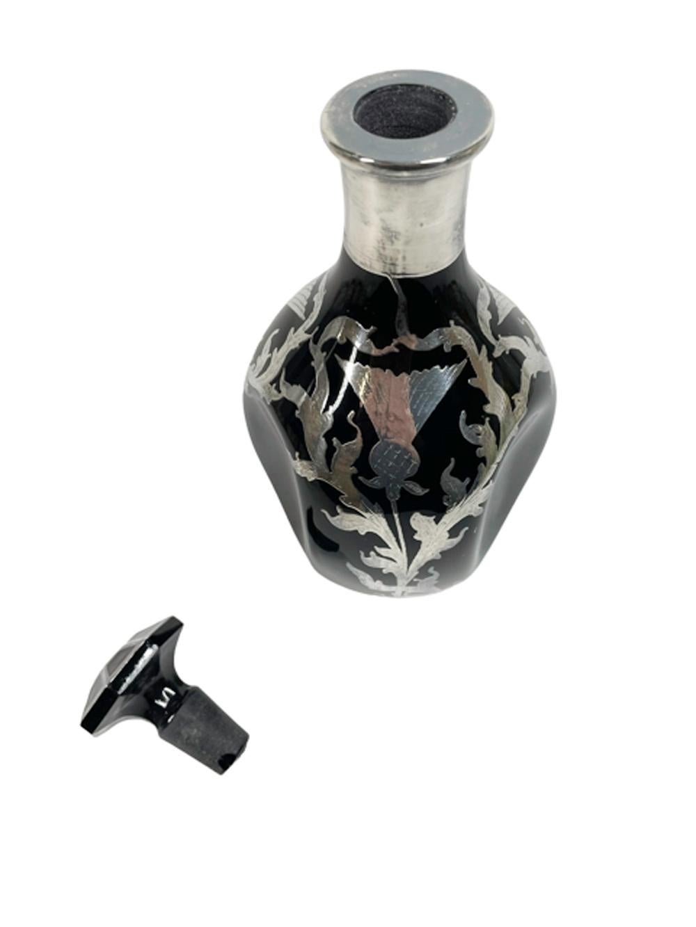 Art Deco black onyx glass pinch decanter, dimpled on two sides and having a octangular 