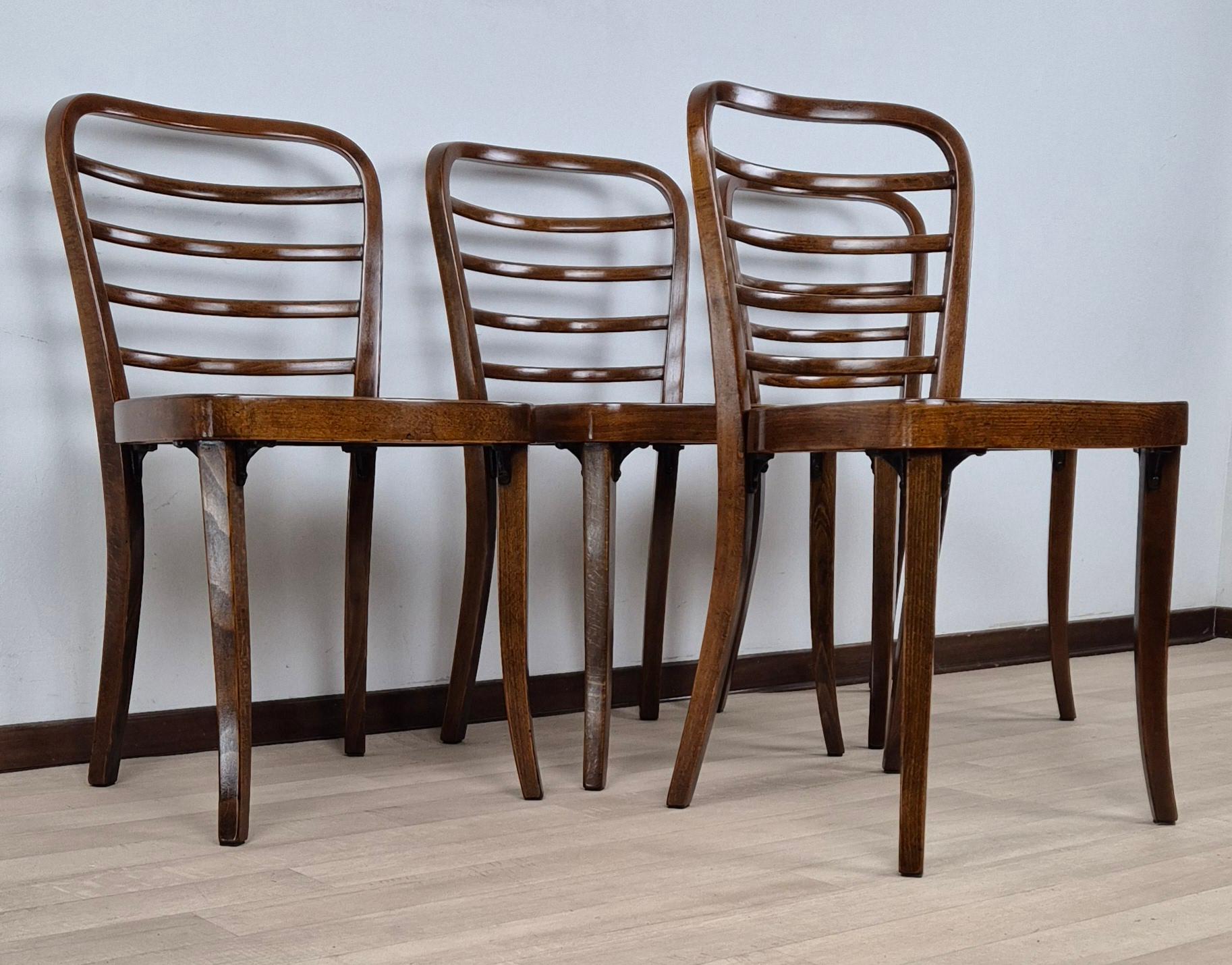 Thonet Art Déco Stühle (Mitte des 20. Jahrhunderts) im Angebot