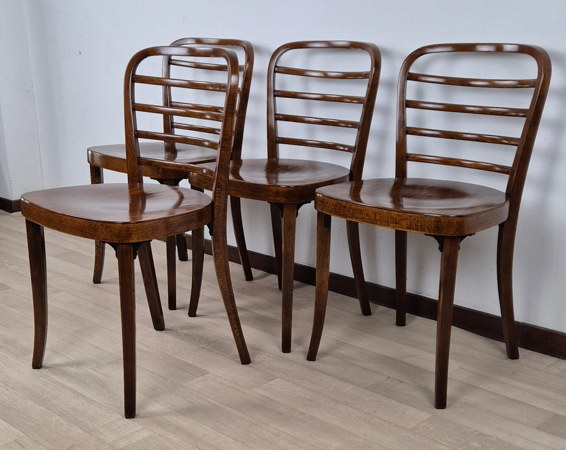 Thonet Art Déco Stühle (Buchenholz) im Angebot