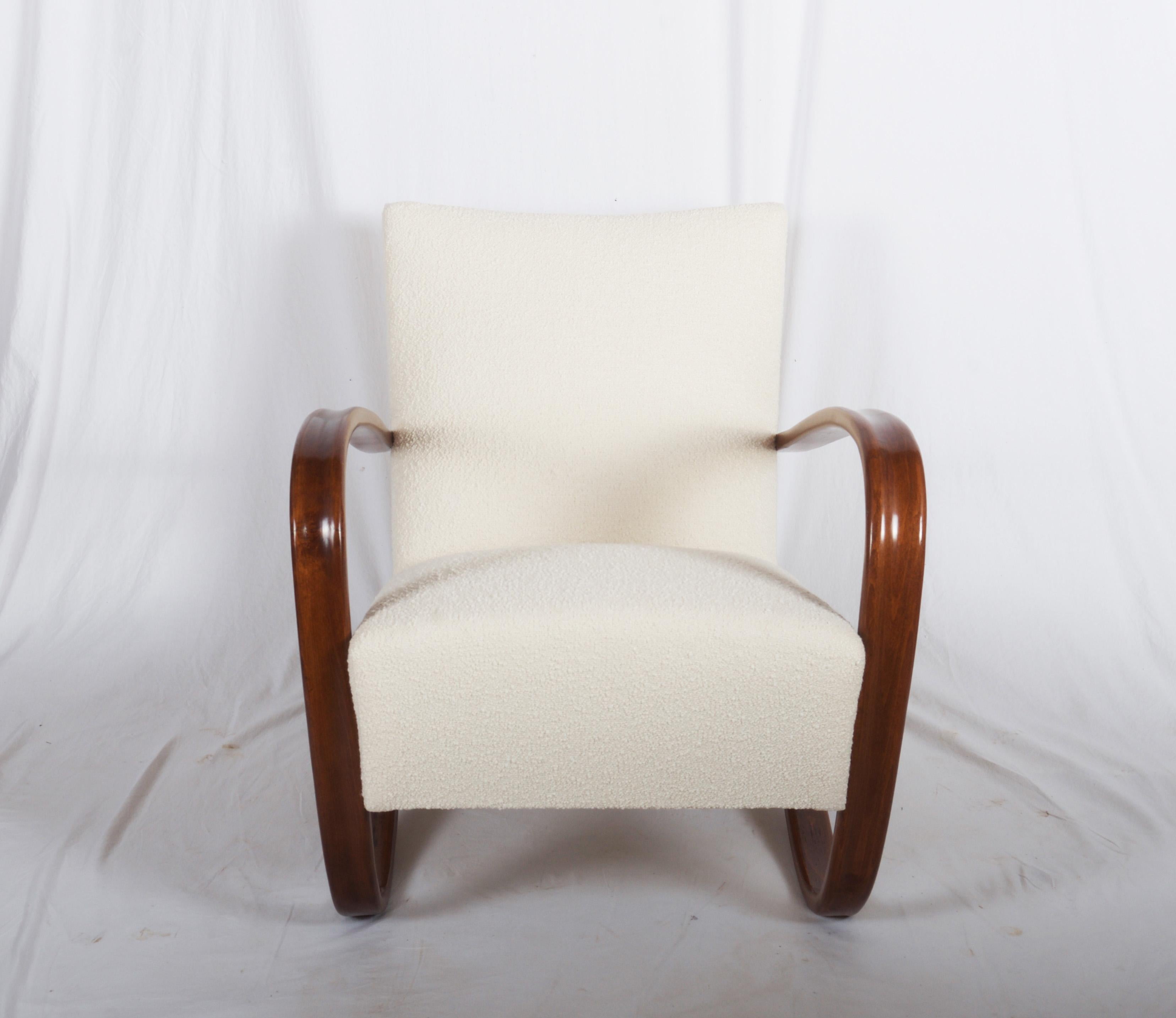 Art Deco Thonet H269 Armchair Boucé Fabric by Jindrich Halabala In Excellent Condition In Vienna, AT