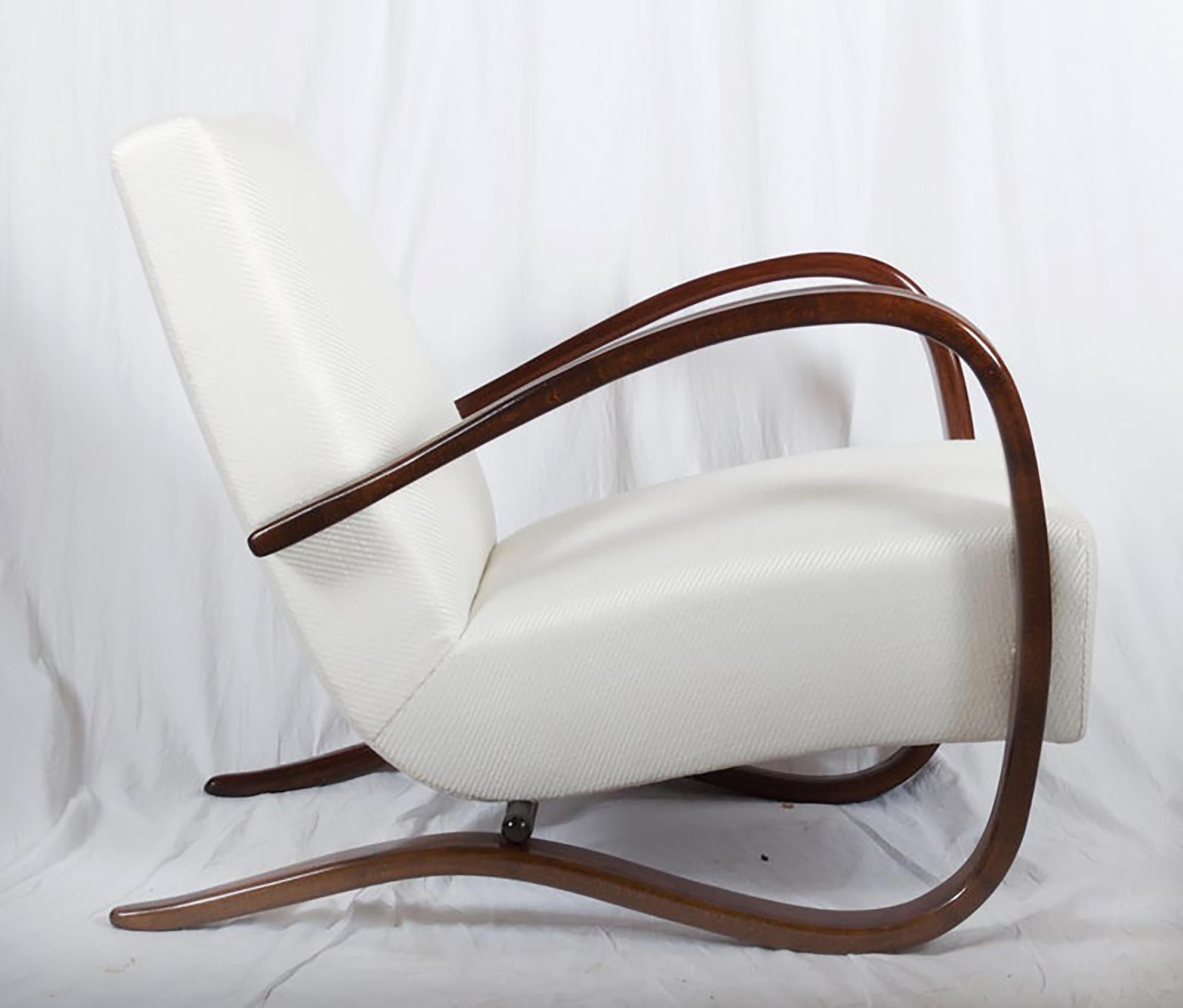 Mid-20th Century Art Deco Thonet H269 Armchair by Jindřich Halabala For Sale